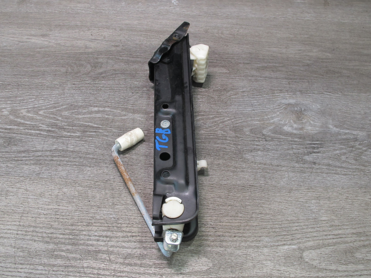 01-06 BMW E46 330i 3-SERIES Emergency Spare Tire Lift Jack 1096202 OEM