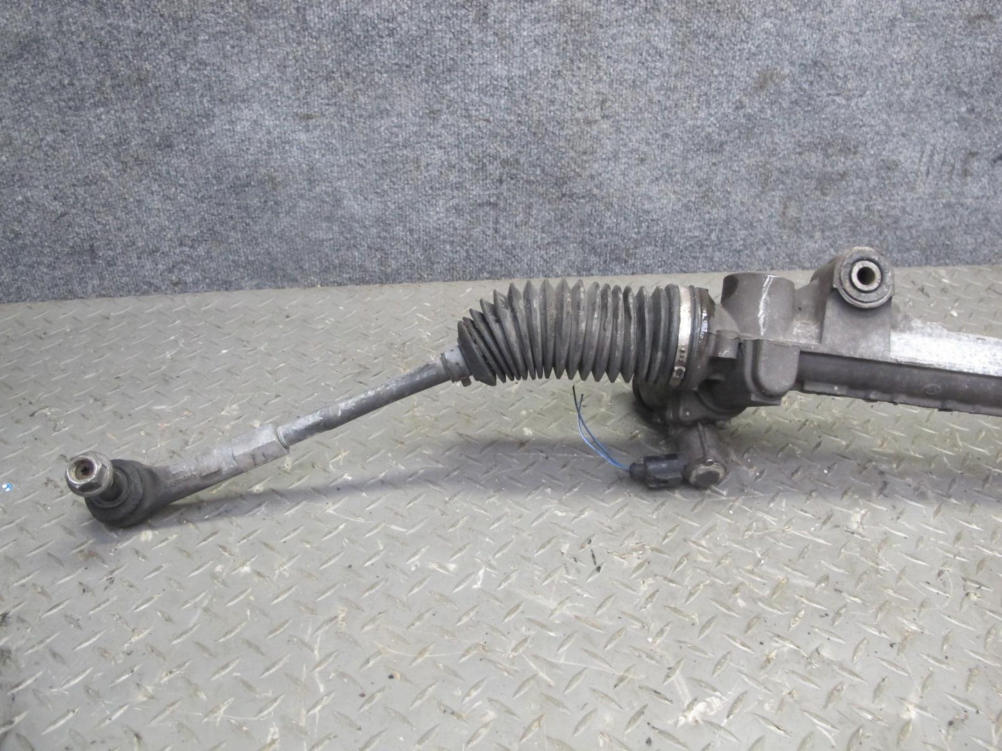 2003-2006 Porsche Cayenne 955 Power Steering Rack & Pinion 7L5422055BK