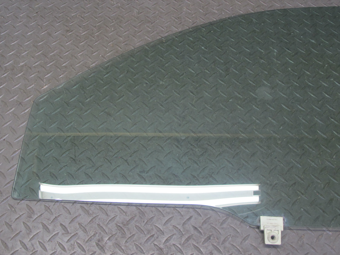 99-01 Isuzu Vehicross Front Left Driver Door Glass Window OEM