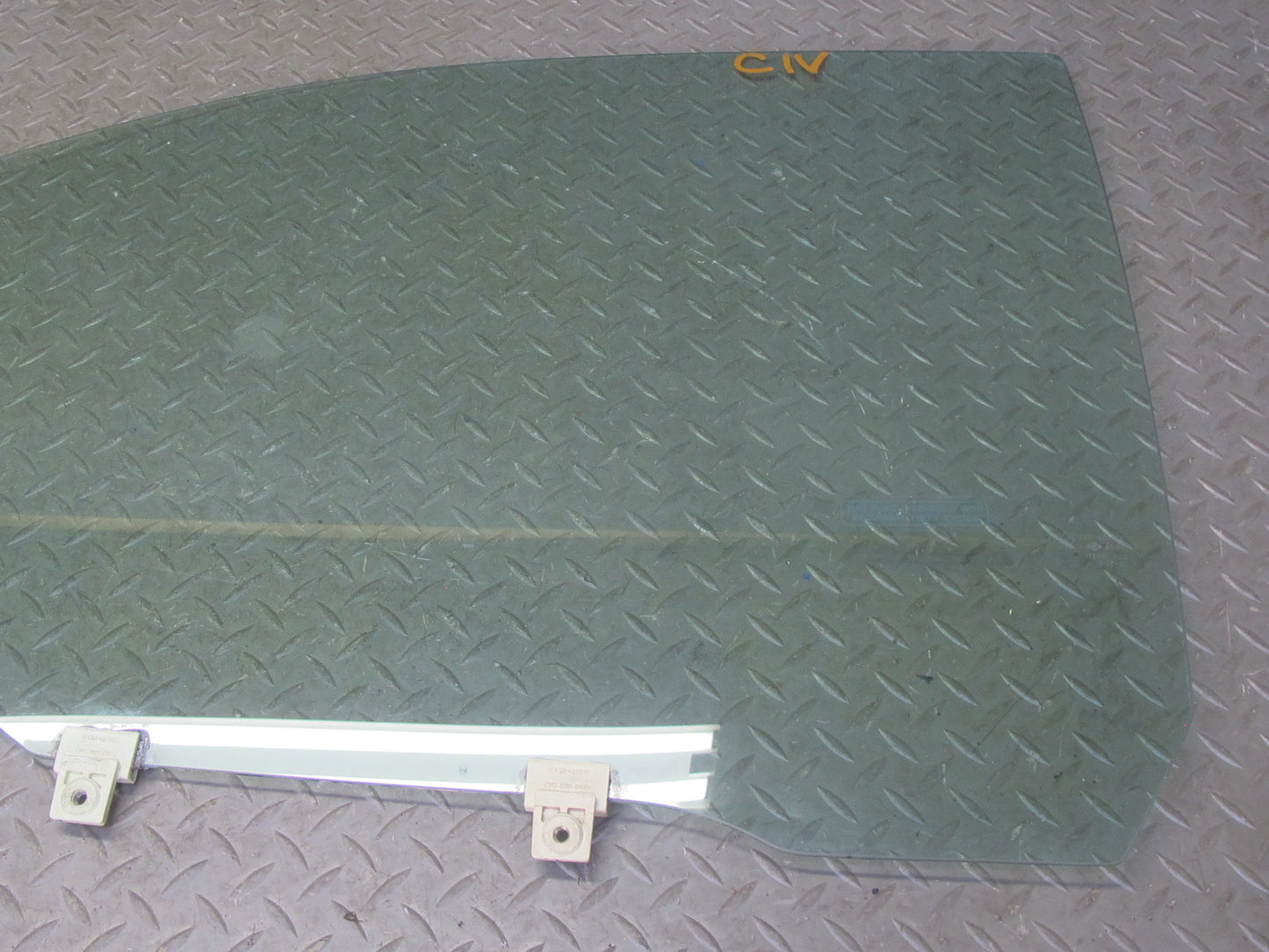 99-01 Isuzu Vehicross Front Left Driver Door Glass Window OEM