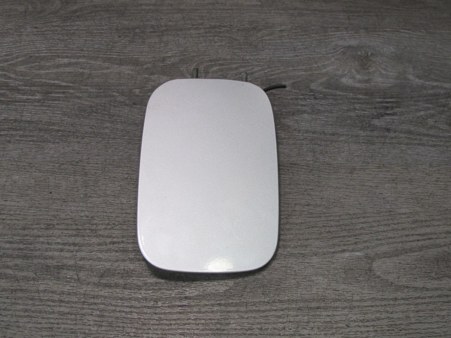 01-06 BMW E46 330i Convertible Fuel Tank Filler Door Lid Cover Orient Silver OEM