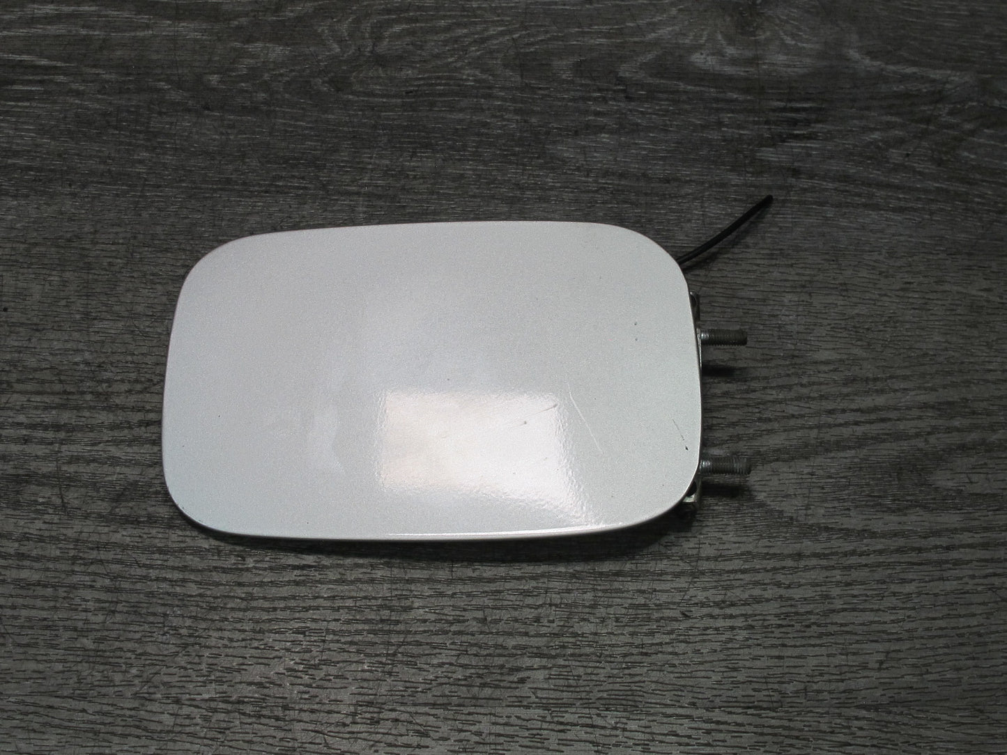 01-06 BMW E46 330i Convertible Fuel Tank Filler Door Lid Cover Orient Silver OEM