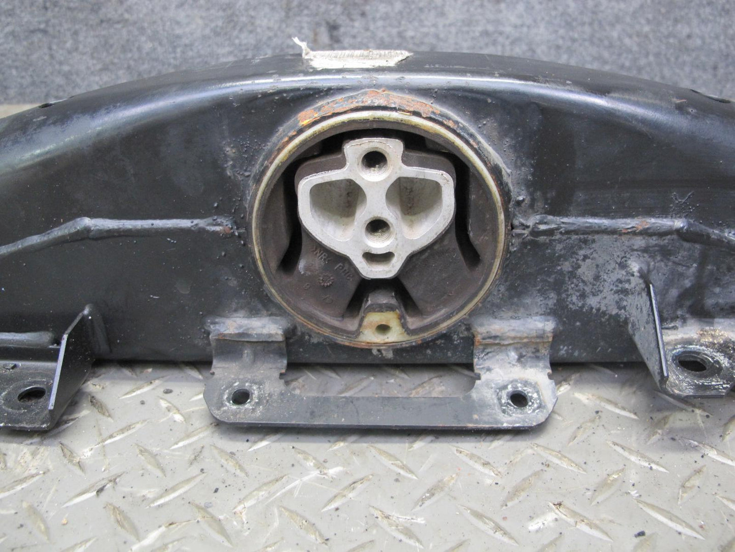 2003-2006 Porsche Cayenne 955 Transmission Crossmember Mount Support 7L0399227B