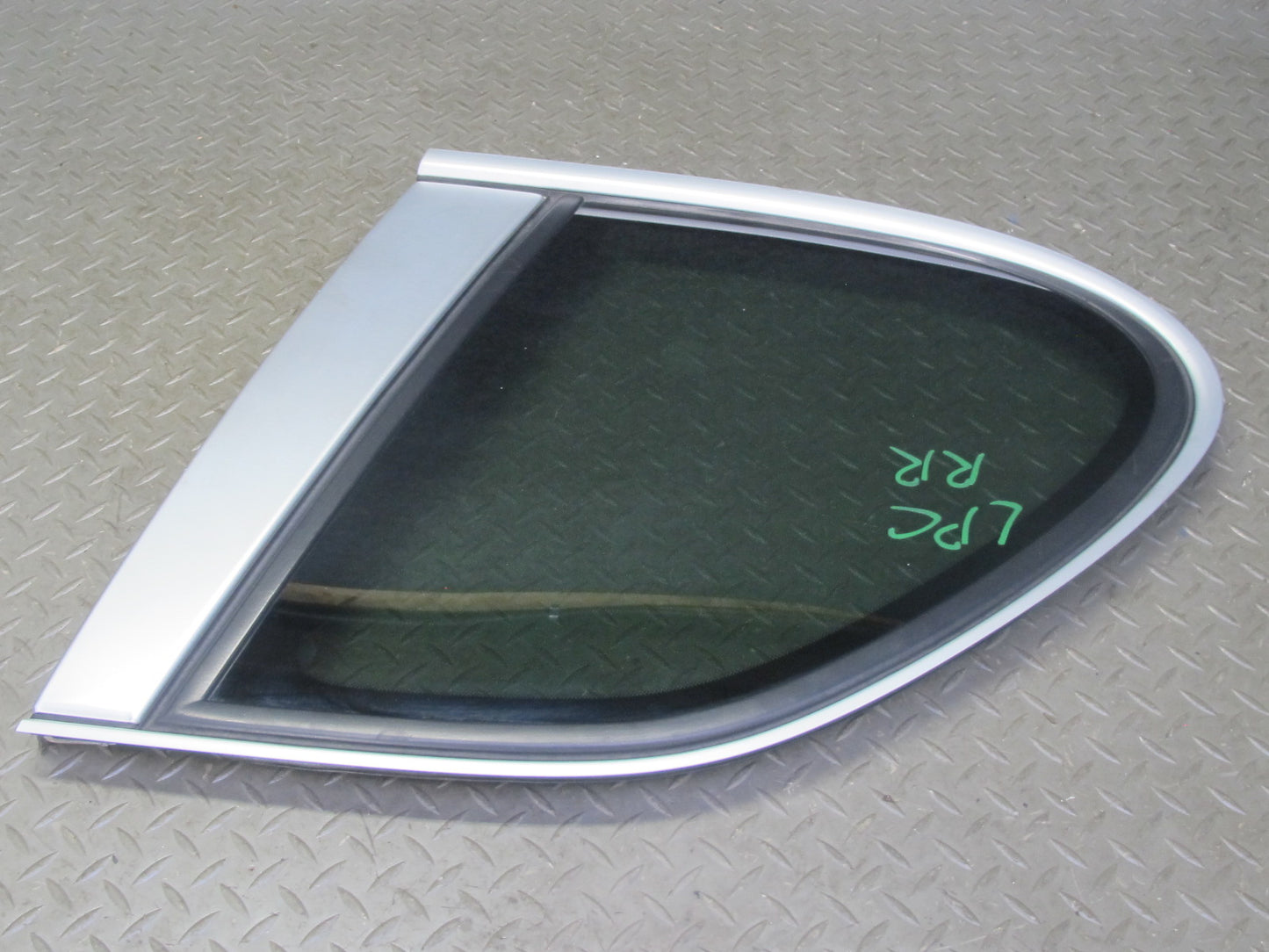 2003-2010 Porsche Cayenne 955 957 Rear Right Quarter Glass Window 7L5845298