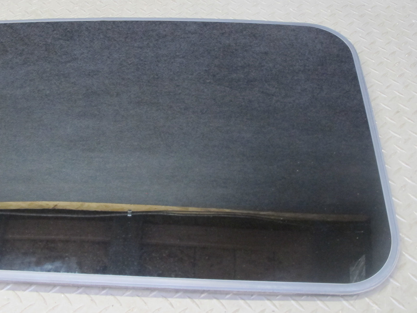 2003-2010 Porsche Cayenne 957 Sunroof Glass Window