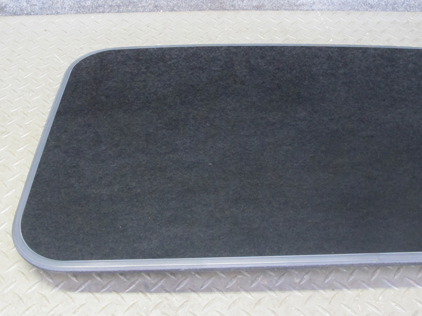 2003-2010 Porsche Cayenne 957 Sunroof Glass Window