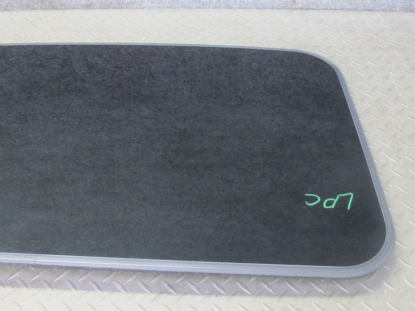2003-2010 Porsche Cayenne 957 Sunroof Glass Window