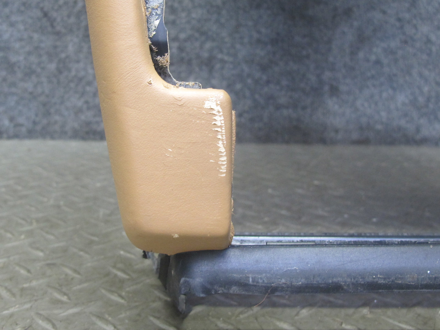 2003-2010 Porsche Cayenne 957 Dash Center Trim Bezel Cover Panel Sand Beige