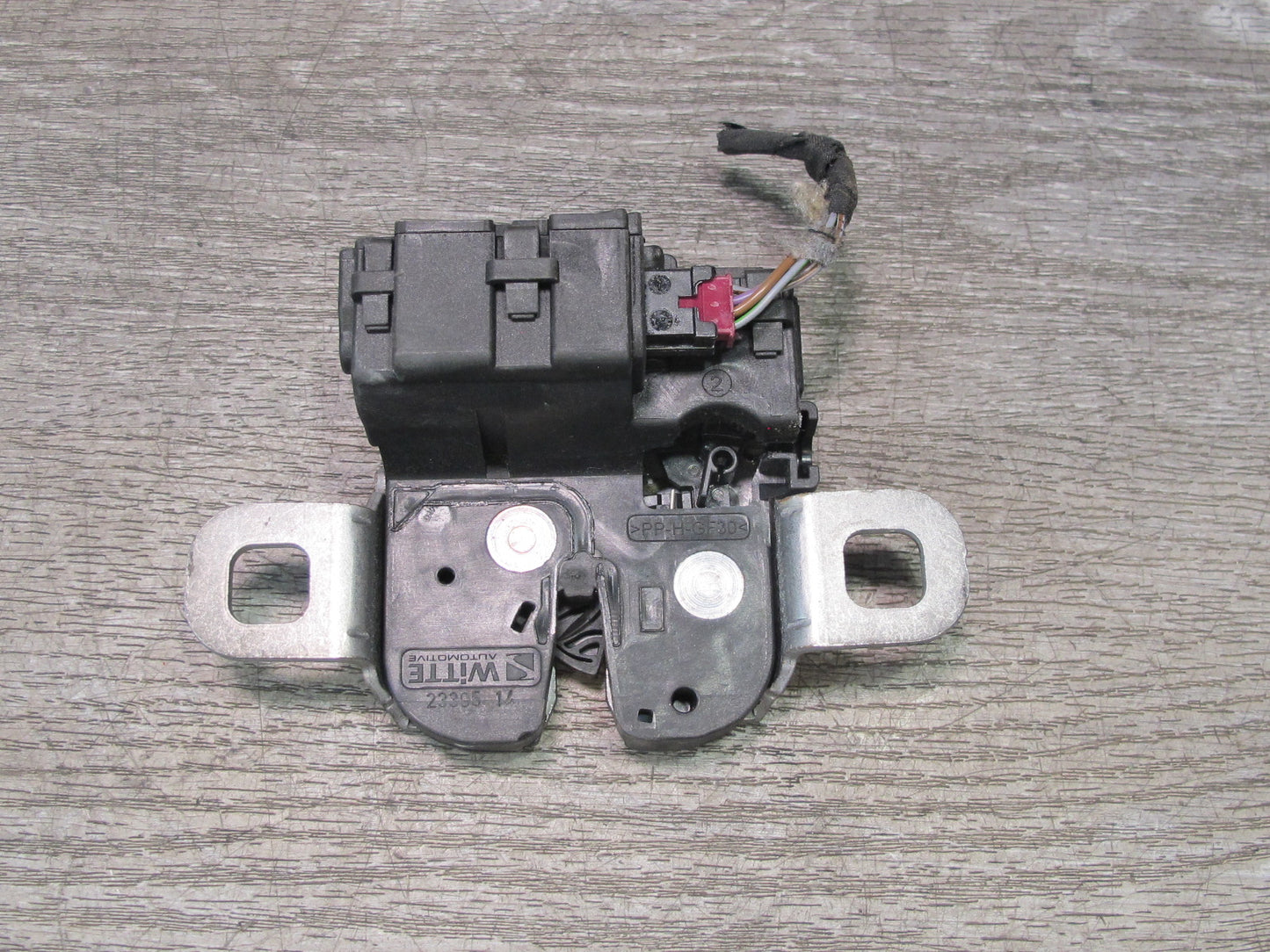 11-15 Mini Countryman R60 R61 Rear Trunk Lid Lock Latch Actuator 9802312 OEM