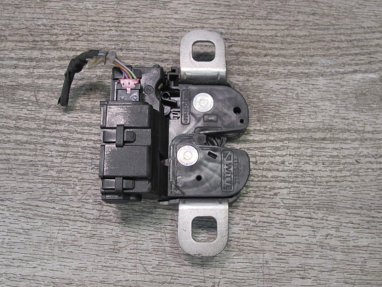 11-15 Mini Countryman R60 R61 Rear Trunk Lid Lock Latch Actuator 9802312 OEM