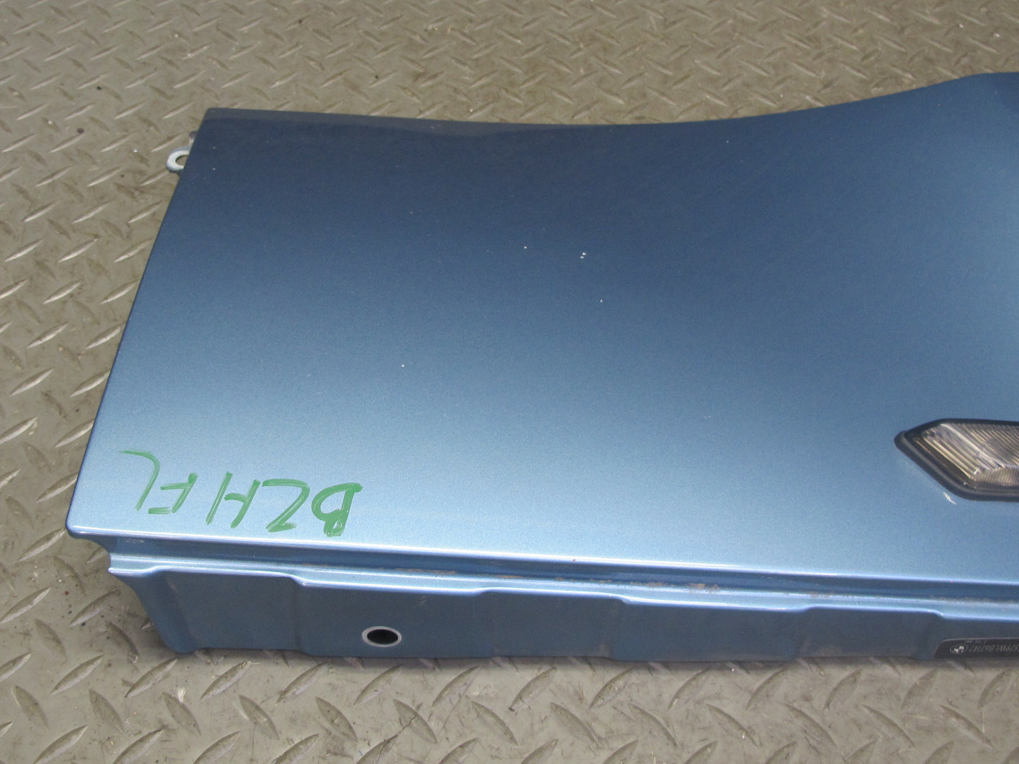 96-02 BMW E36/7 Z3 Front Left Fender Shell Cover Panel Atlanta-blau OEM