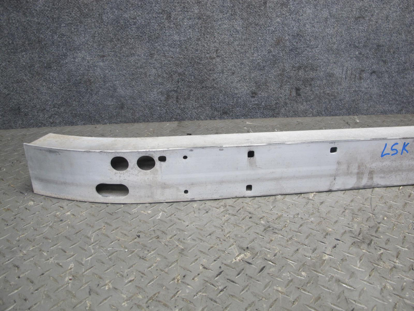 04-06 Lexus UCF30L LS430 Rear Bumper Impact Reinforcement Bar OEM