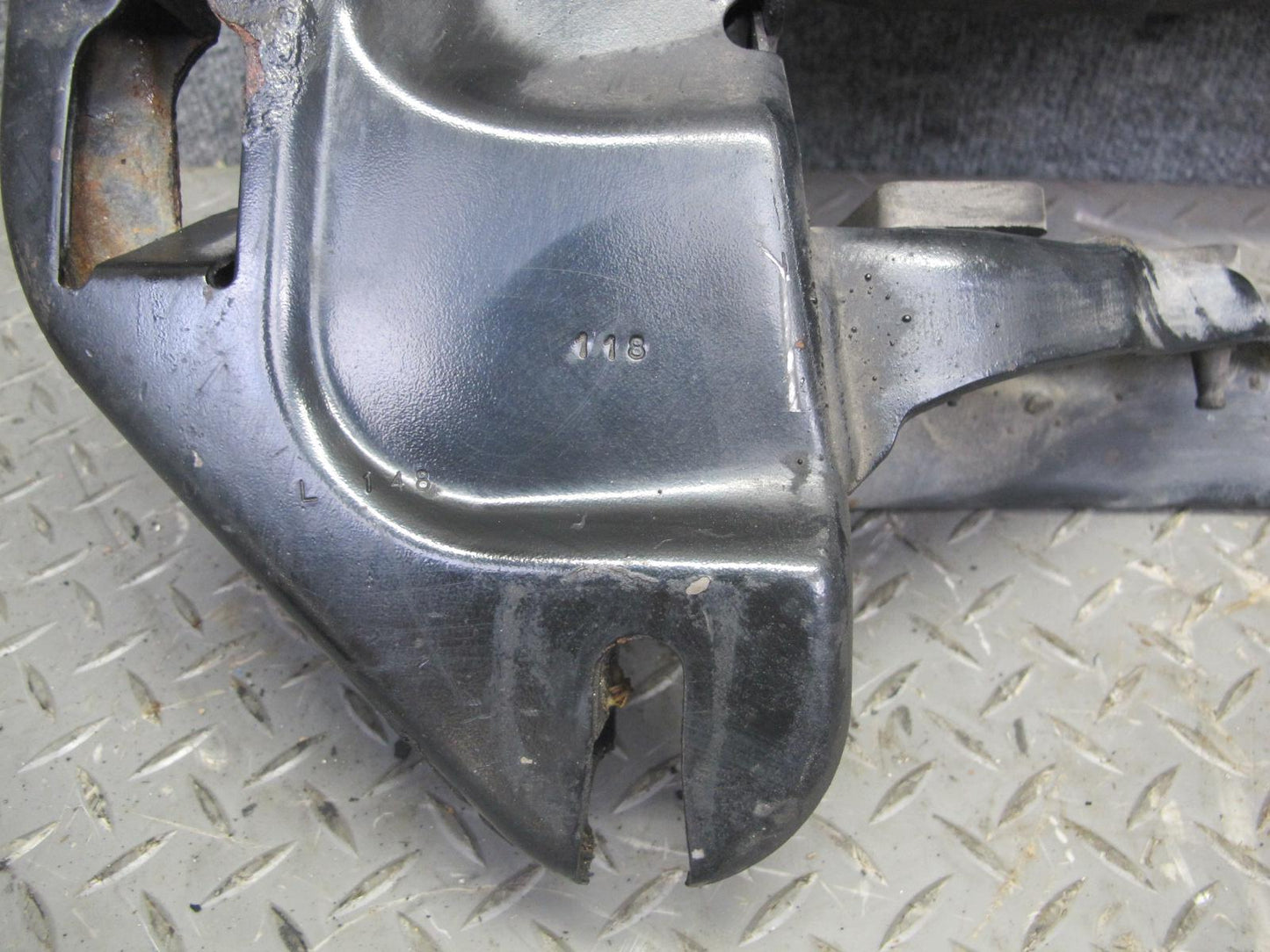 2014-2018 BMW F15 X5 Automatic Transmission Crossmember Support Bracket