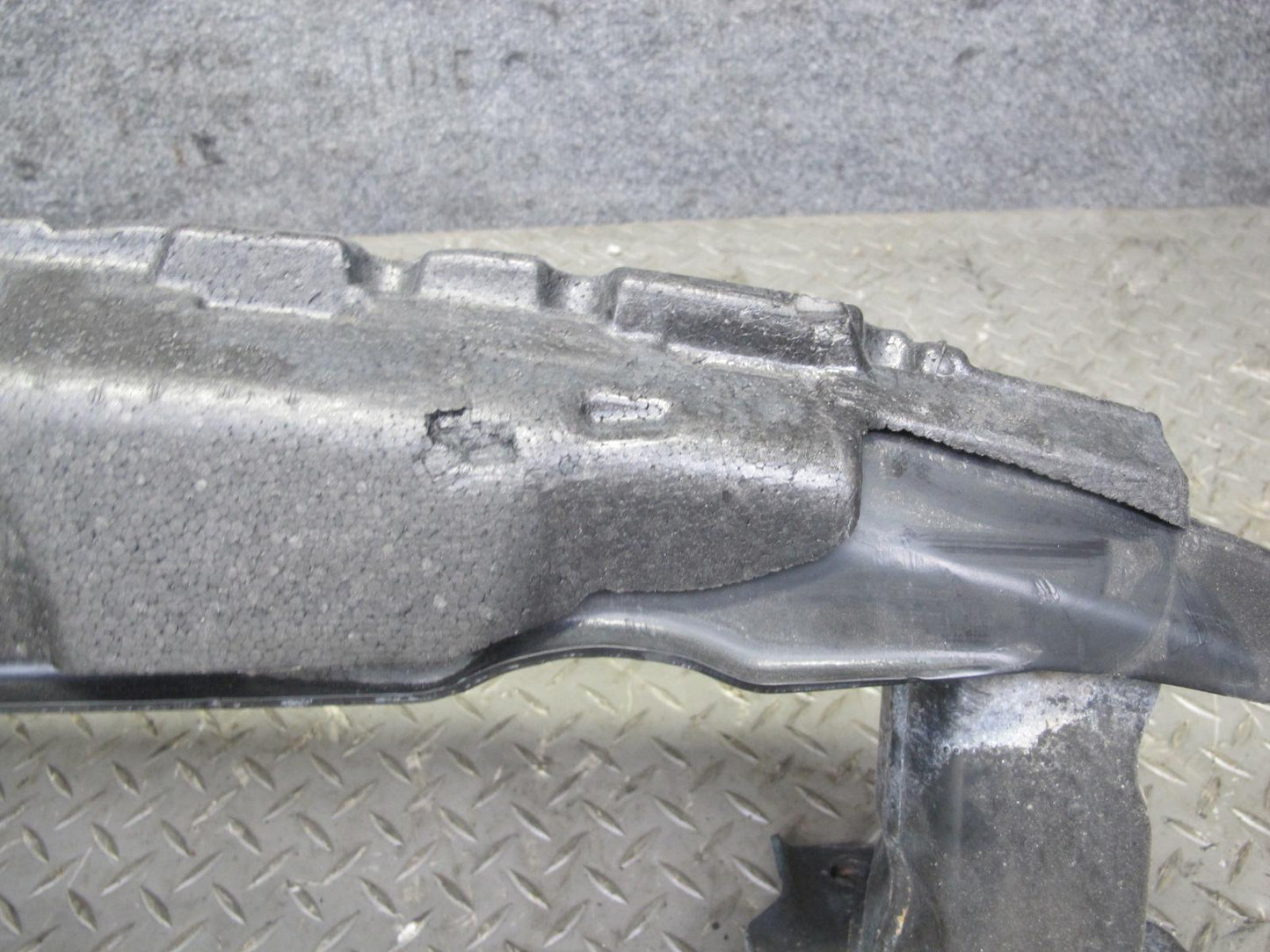 2003-2006 Porsche Cayenne 955 Front Bumper Reinforcement Impact Crash Bar