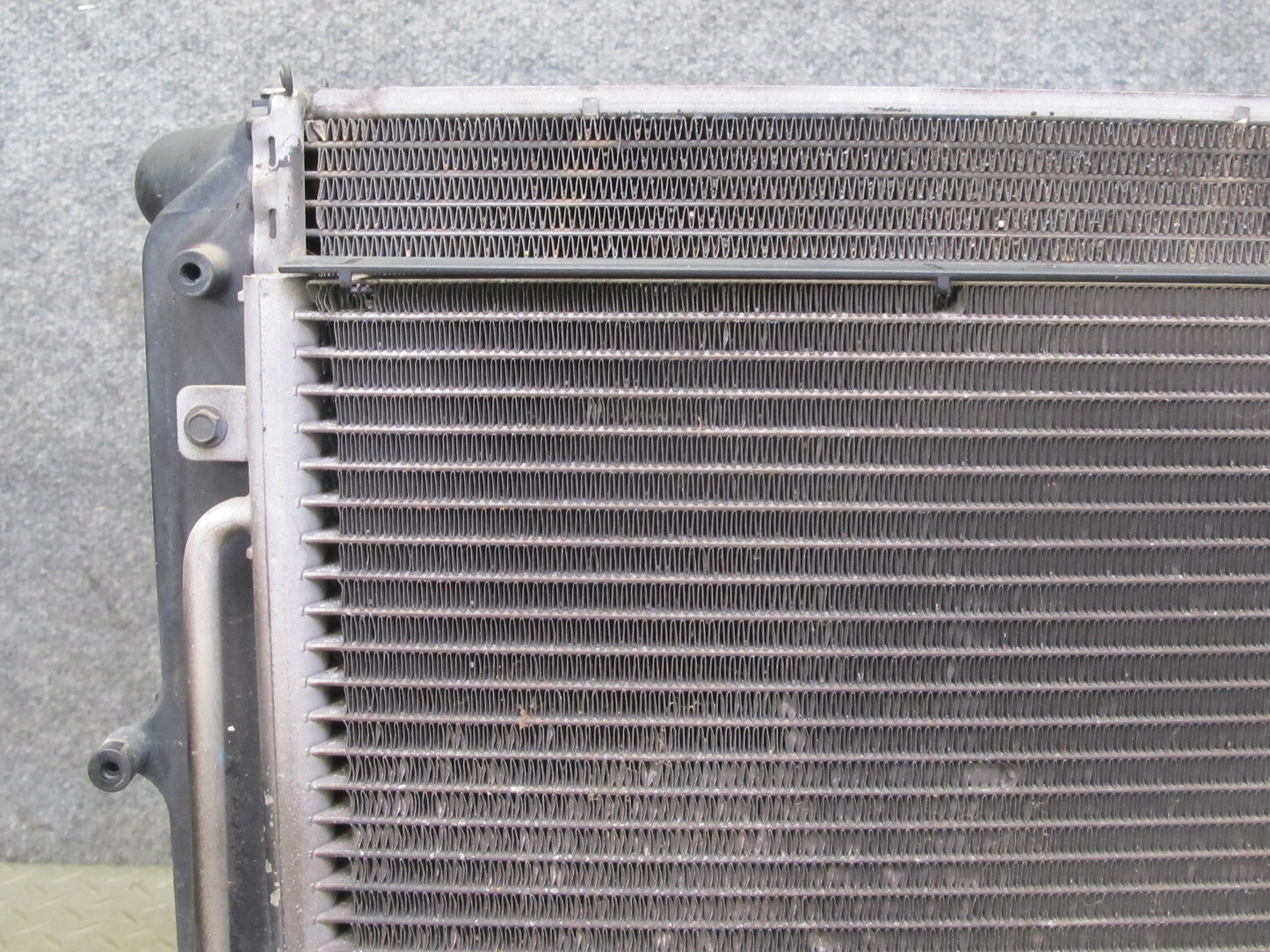 1999-2005 Porsche 911 996 Engine Left Cooling Radiator Condenser W/ Support