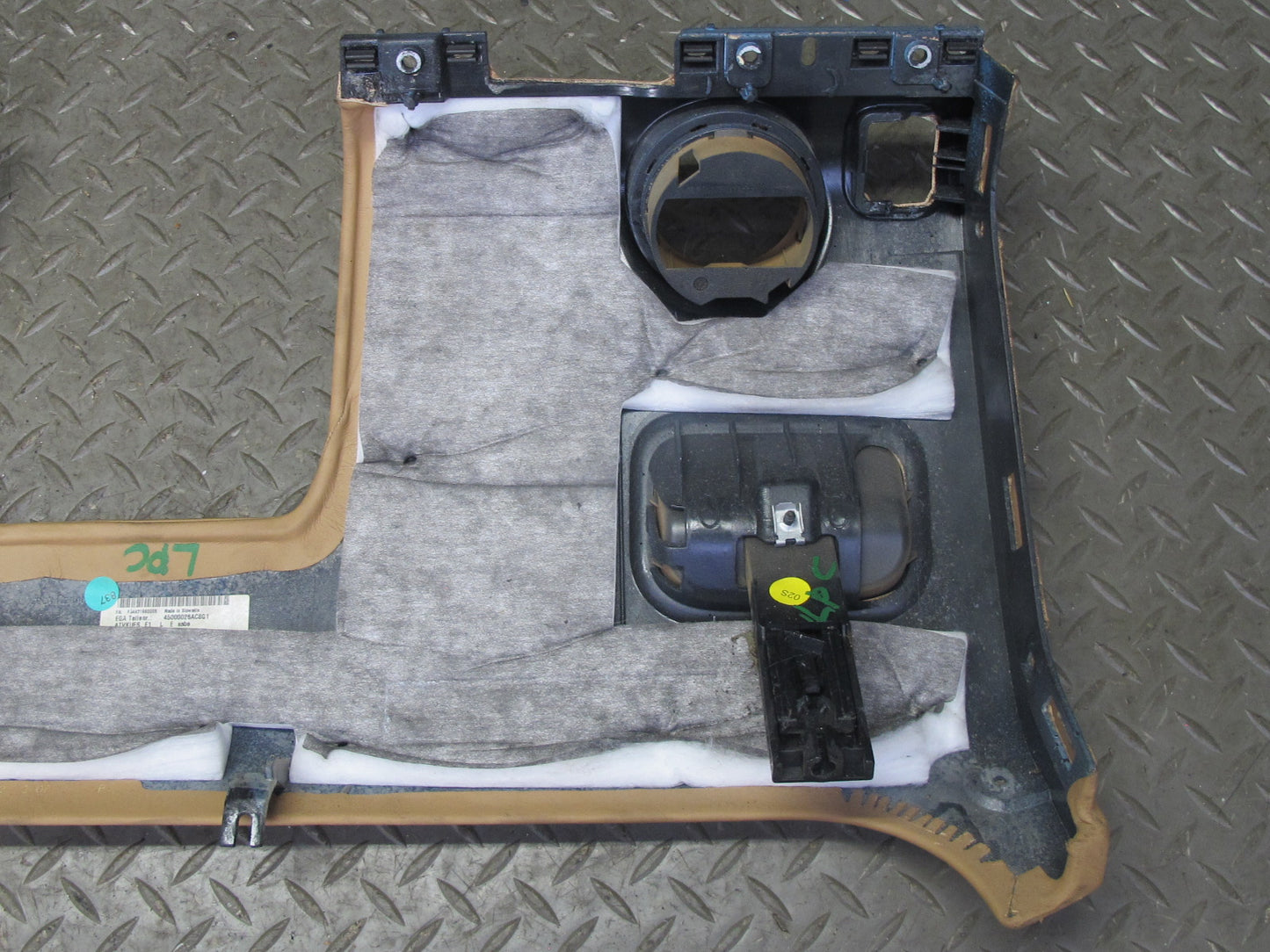 2003-2010 Porsche Cayenne 957 Dash Front Left Leather Knee Trim Panel Sand Beige