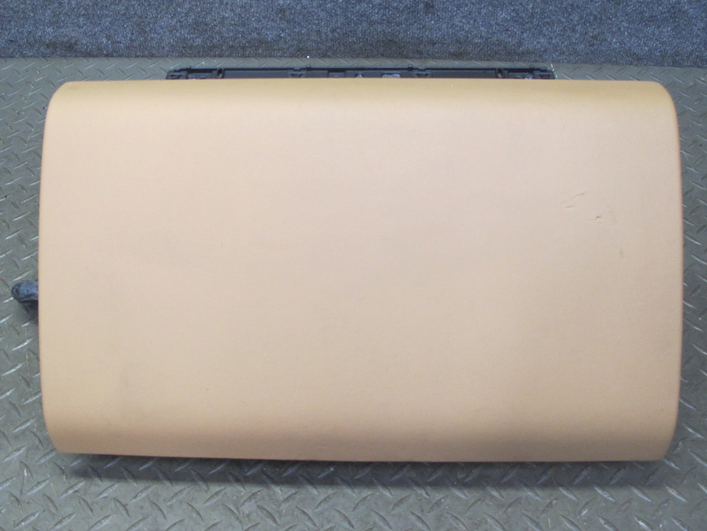 2003-2010 Porsche Cayenne 955 957 Dash Glove Box Compartment Storage