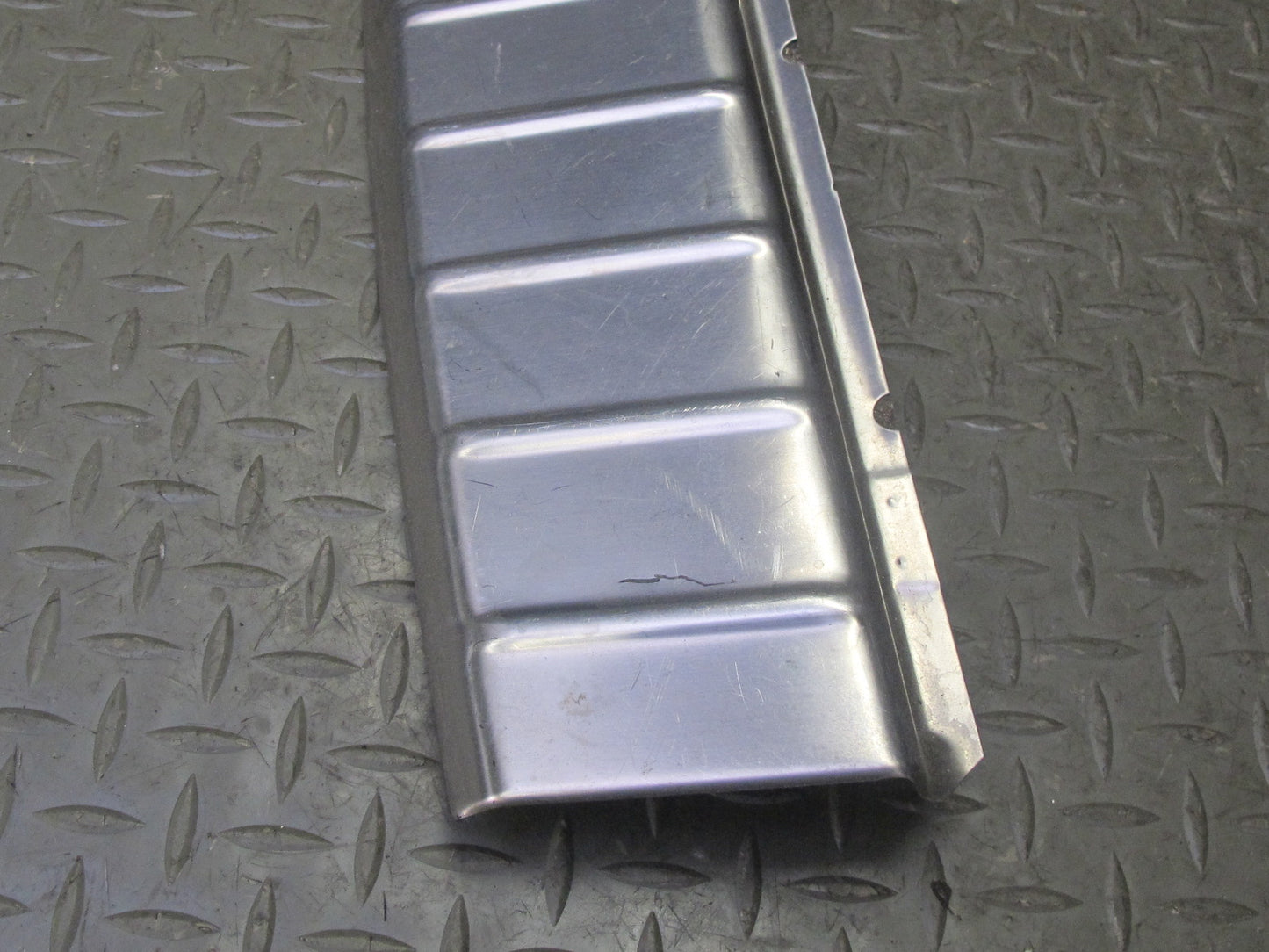 2008-2010 Porsche Cayenne 957 Rear Trunk Tailgate Scuff Loading Sill Plate