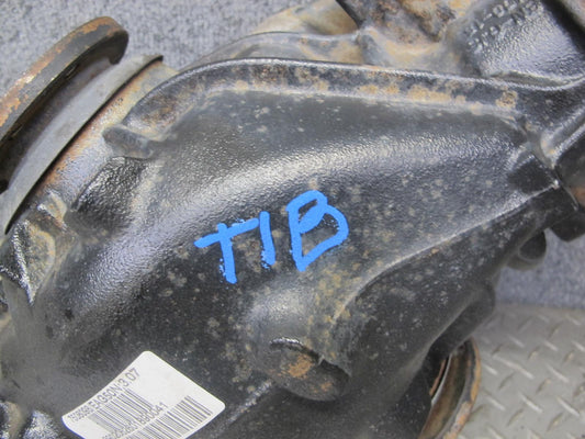 01-06 BMW E46 330i 330CI M/T Manual Rear Differential Carrier 3.07 Ratio OEM
