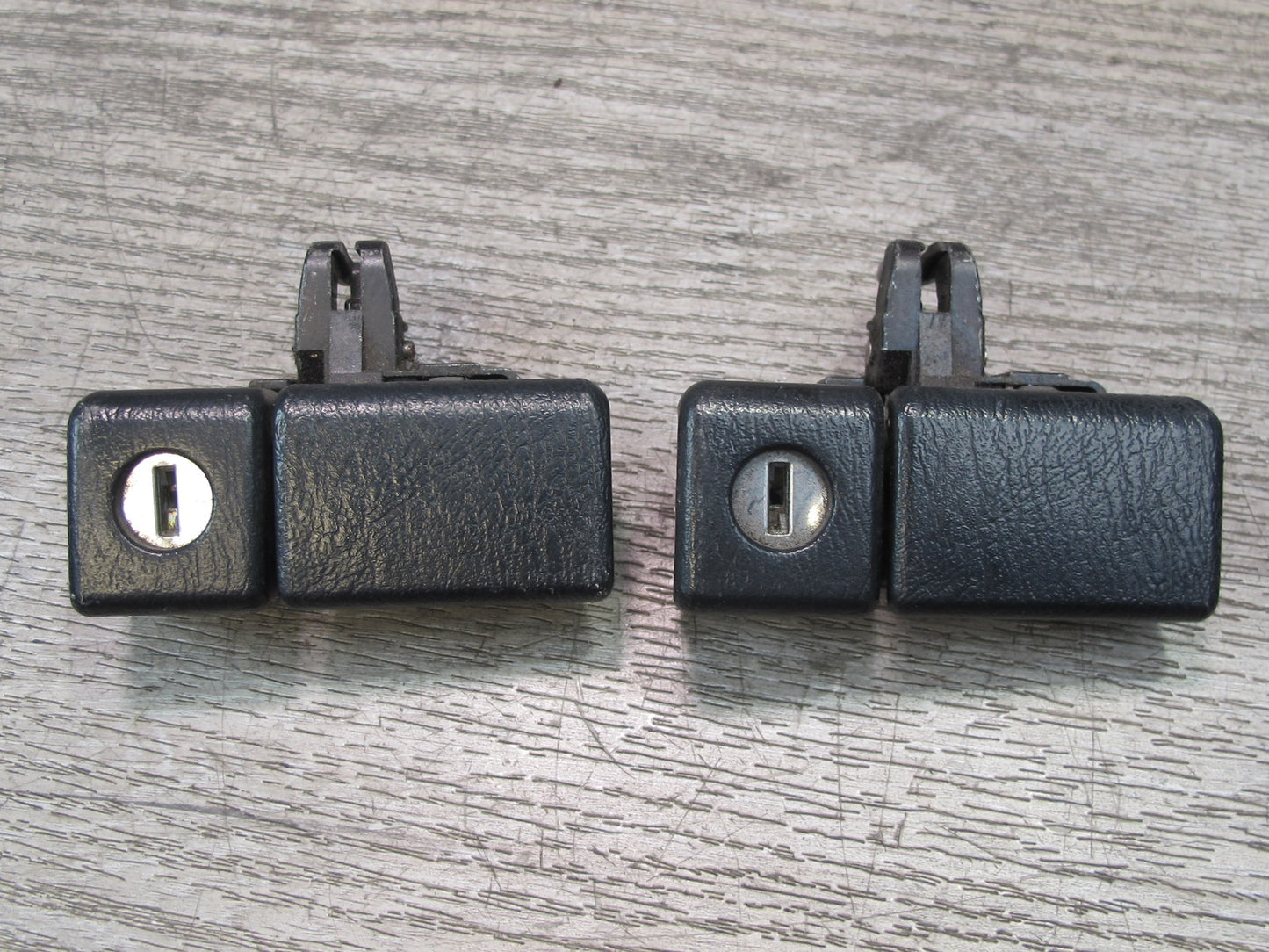 00-05 Toyota MR2 Spyder ZZW30L M/T ECU ECM Ignition Glove Door Lock KEY Set OEM