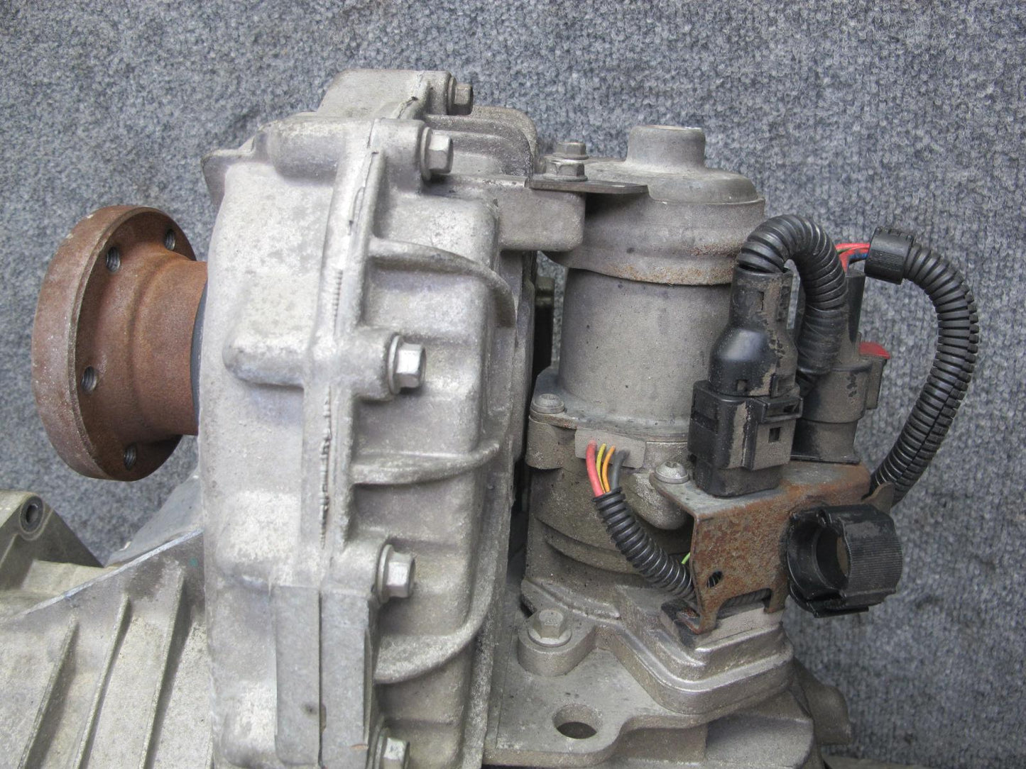 2008-2010 Porsche Cayenne 957 Turbo A/T Transfer Case Box 0AD341041H 159k Miles