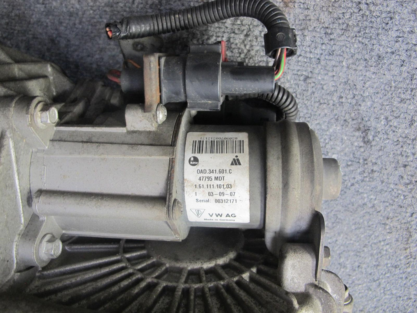 2008-2010 Porsche Cayenne 957 Turbo A/T Transfer Case Box 0AD341041H 159k Miles