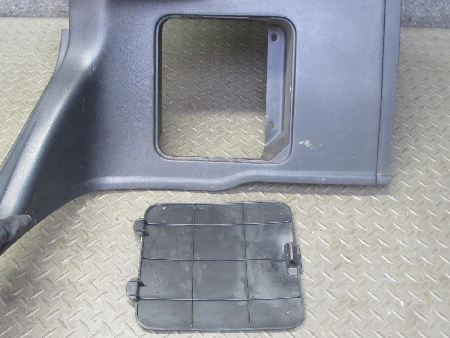 99-01 Isuzu Vehicross Rear Left Interior Cargo Trim Cover Panel OEM