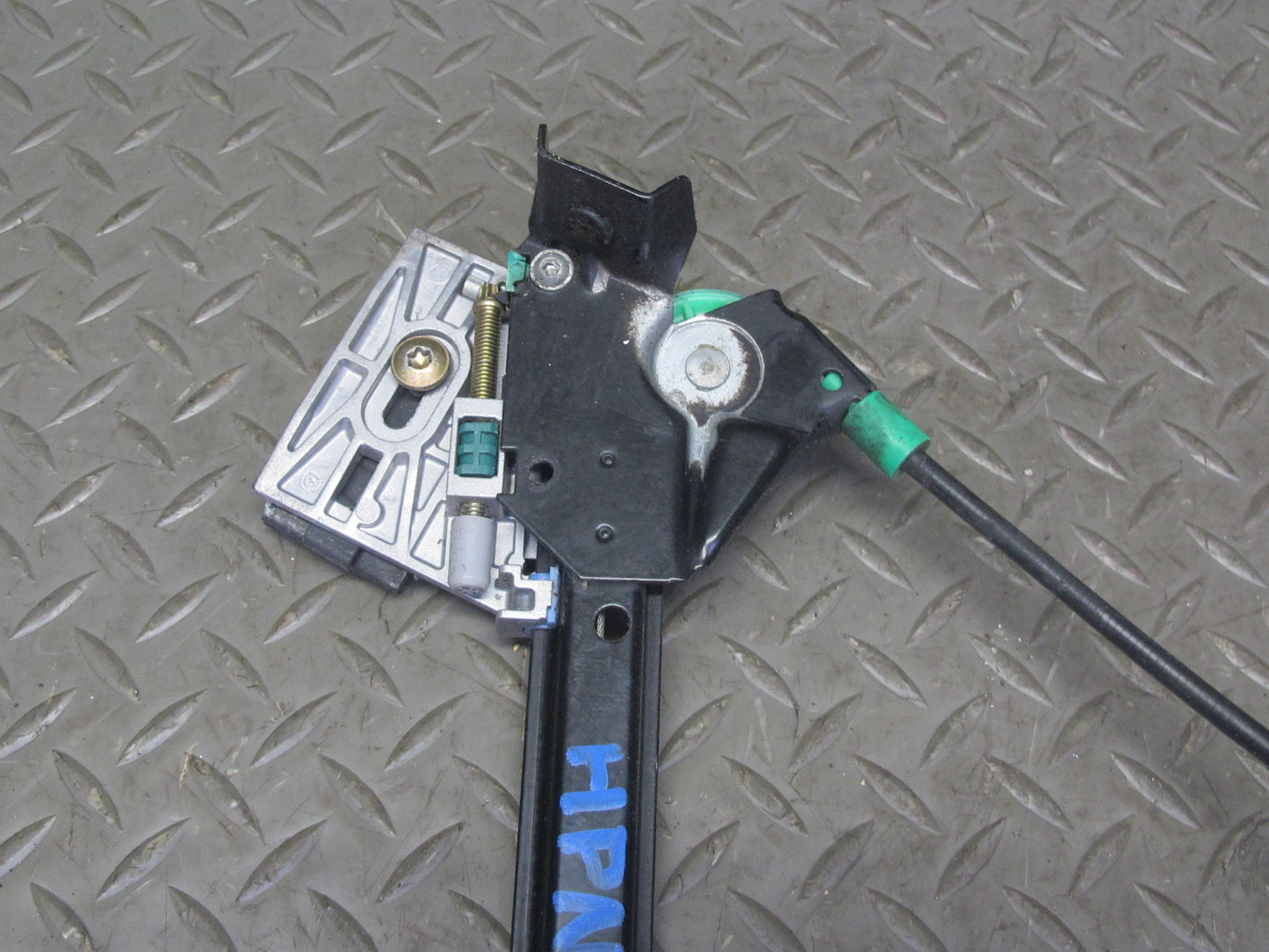 1999-2005 Porsche 911 Carrera 996 Left Side Door Window Regulator W/ Motor