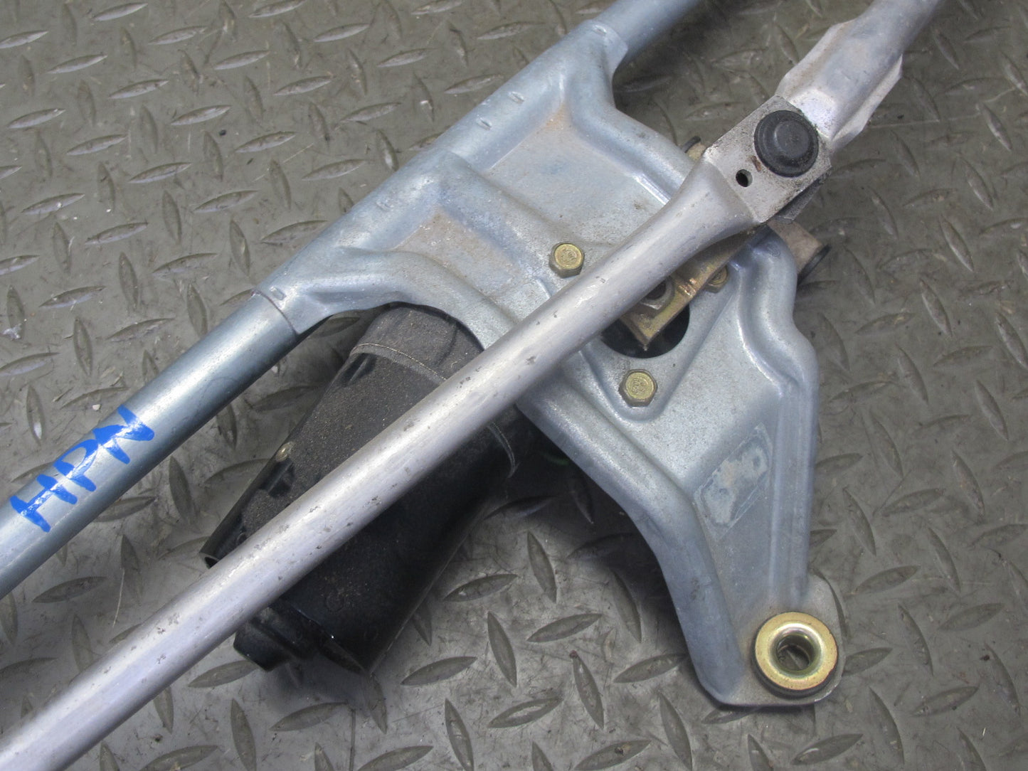 1999-2005 Porsche 911 Carrera 996 Windshield Wiper Linkage Transmission W/ Motor