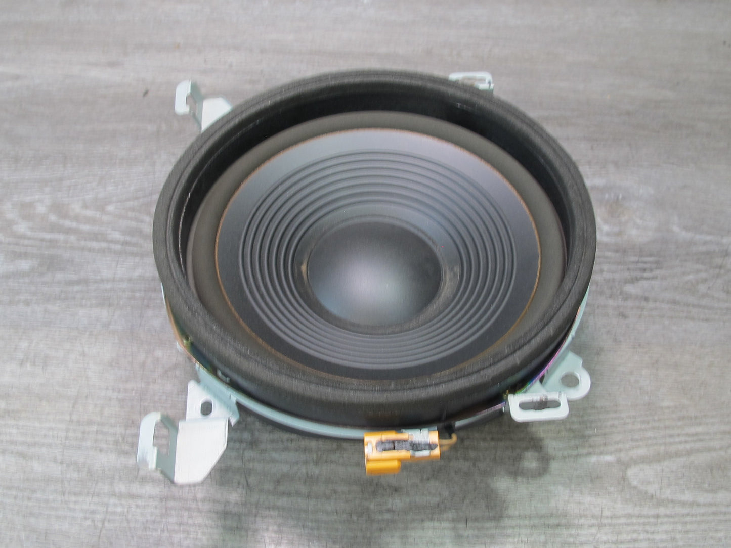 92-00 Lexus UZZ30L SC300 SC400 Rear Subwoofer Speaker 86160-24300 OEM