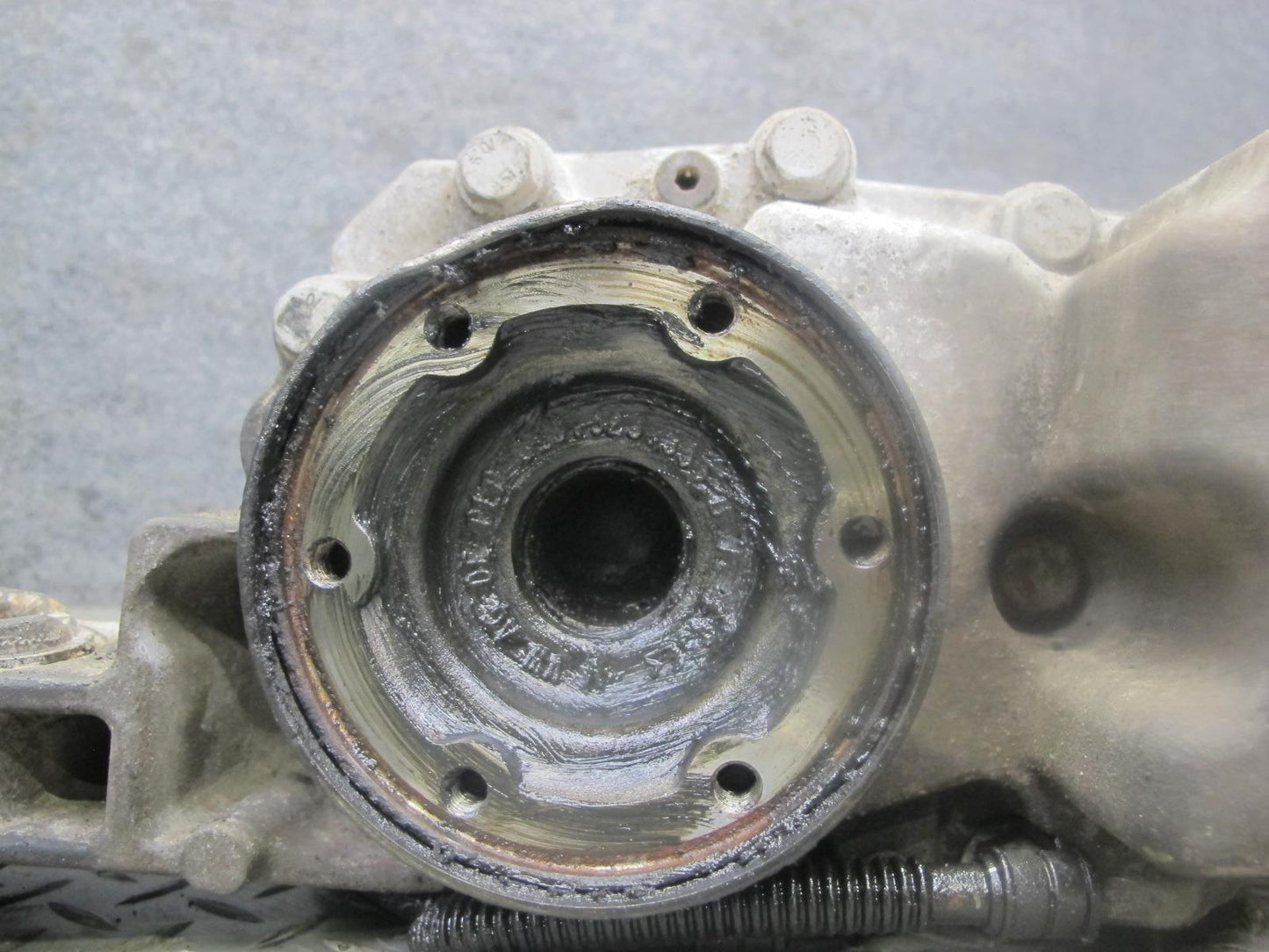 2008 VW Golf R32 MK5 VR6 AWD Haldex Rear Differential Carrier 148K Miles OEM