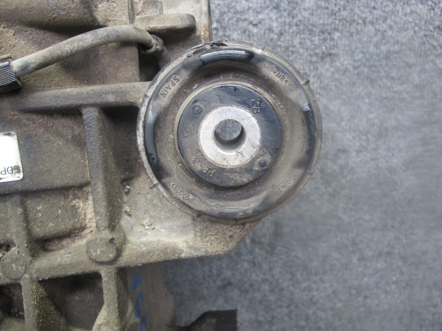 2008 VW Golf R32 MK5 VR6 AWD Haldex Rear Differential Carrier 148K Miles OEM