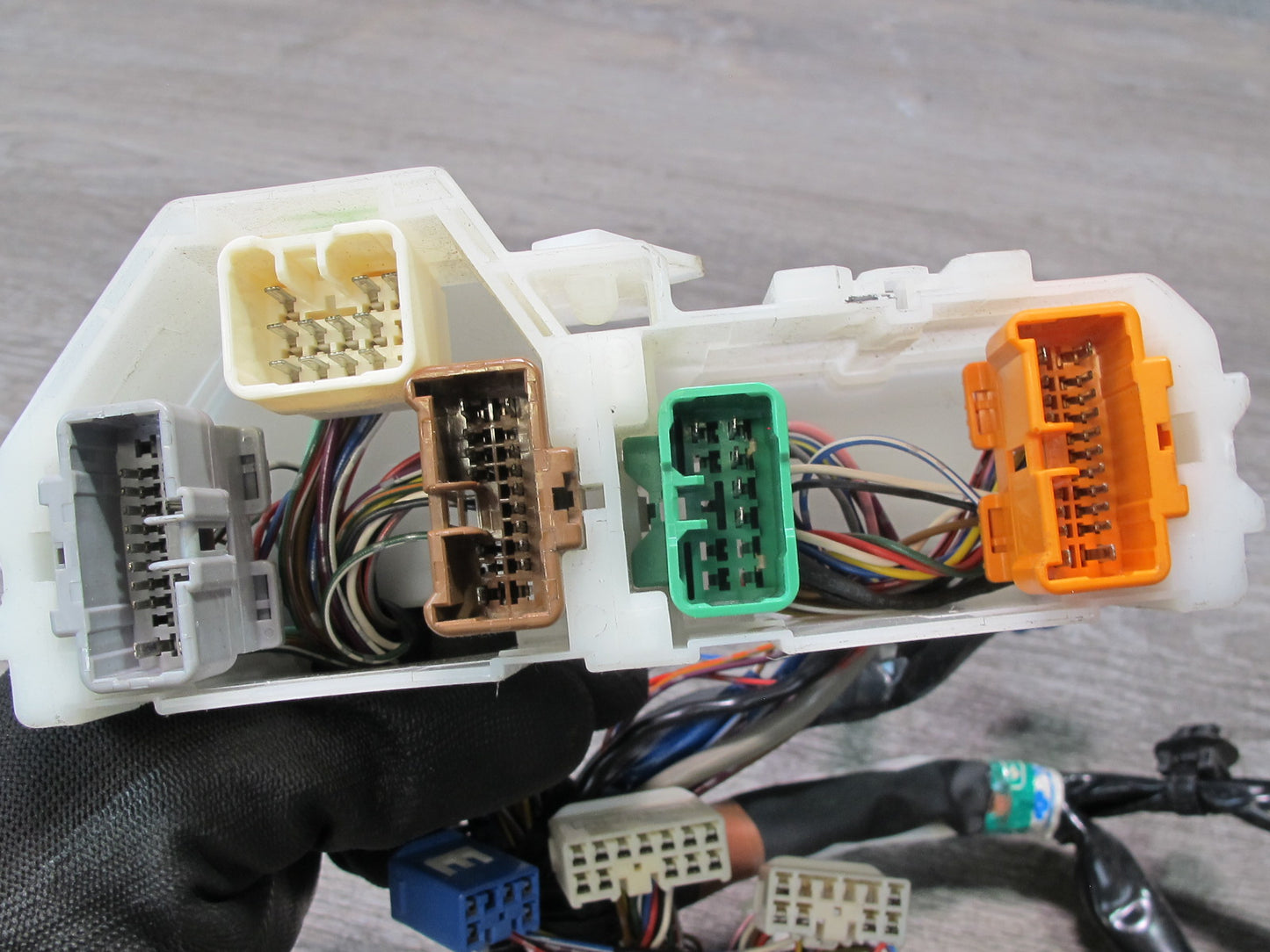 97-00 Lexus UZZ30L SC300 SC400 Console Box Wire Wiring Harness 82166-24220 OEM