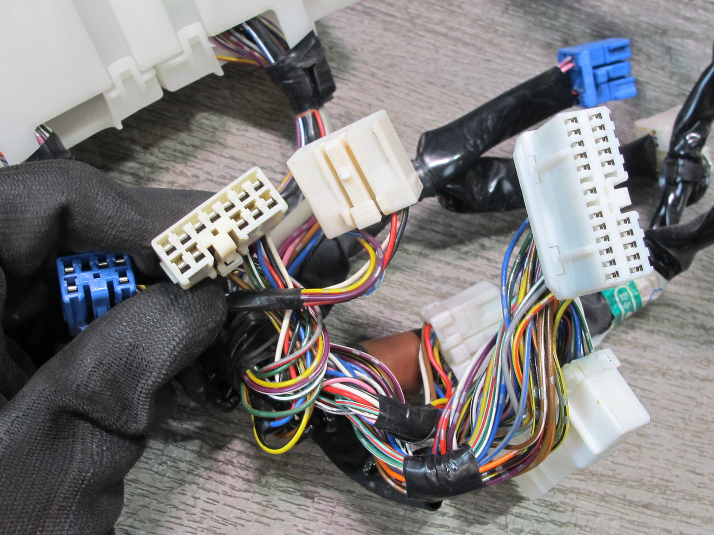 97-00 Lexus UZZ30L SC300 SC400 Console Box Wire Wiring Harness 82166-24220 OEM
