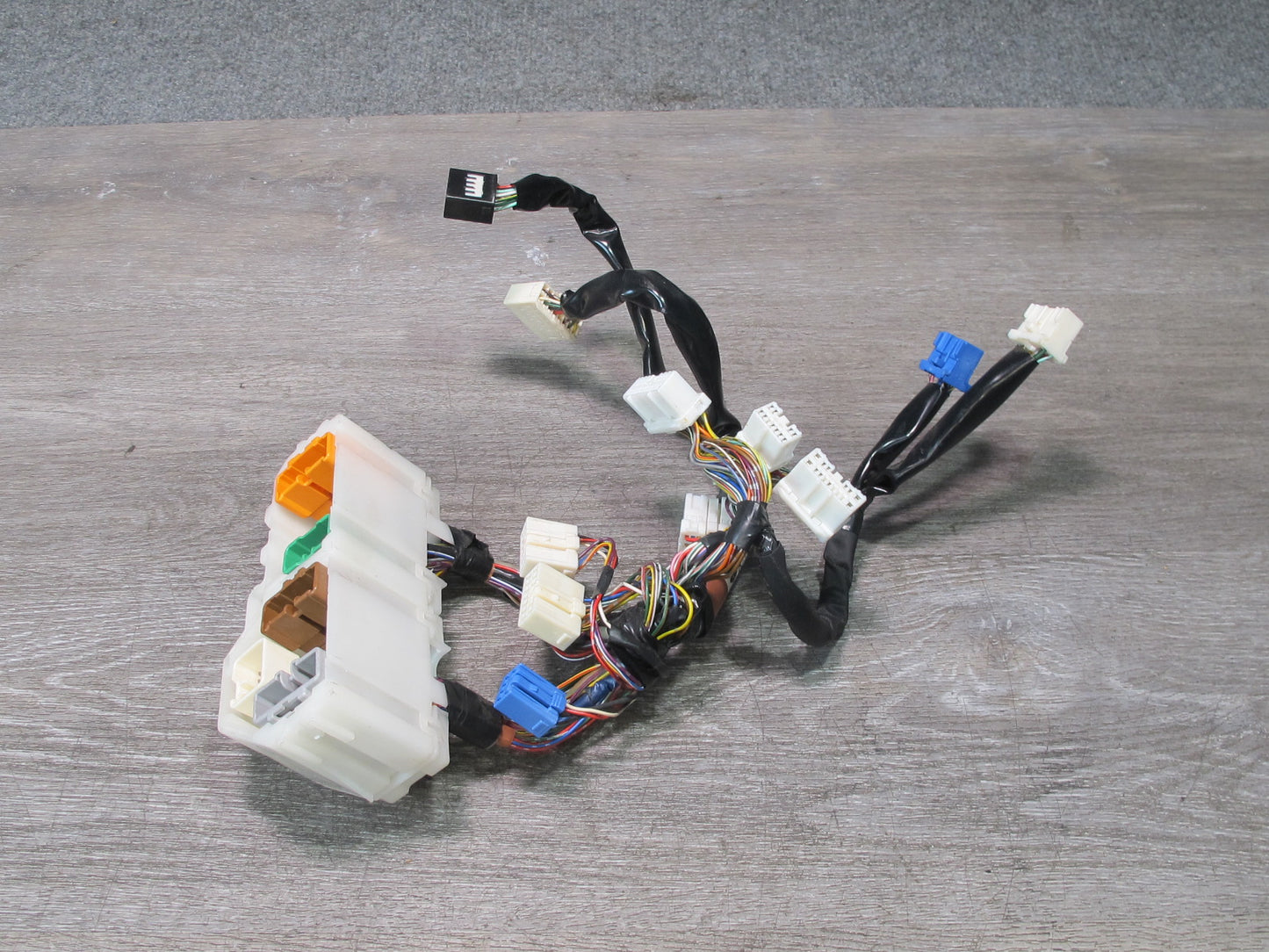 97-00 Lexus UZZ30L SC300 SC400 Console Box Wire Wiring Harness 82166-24220 OEM