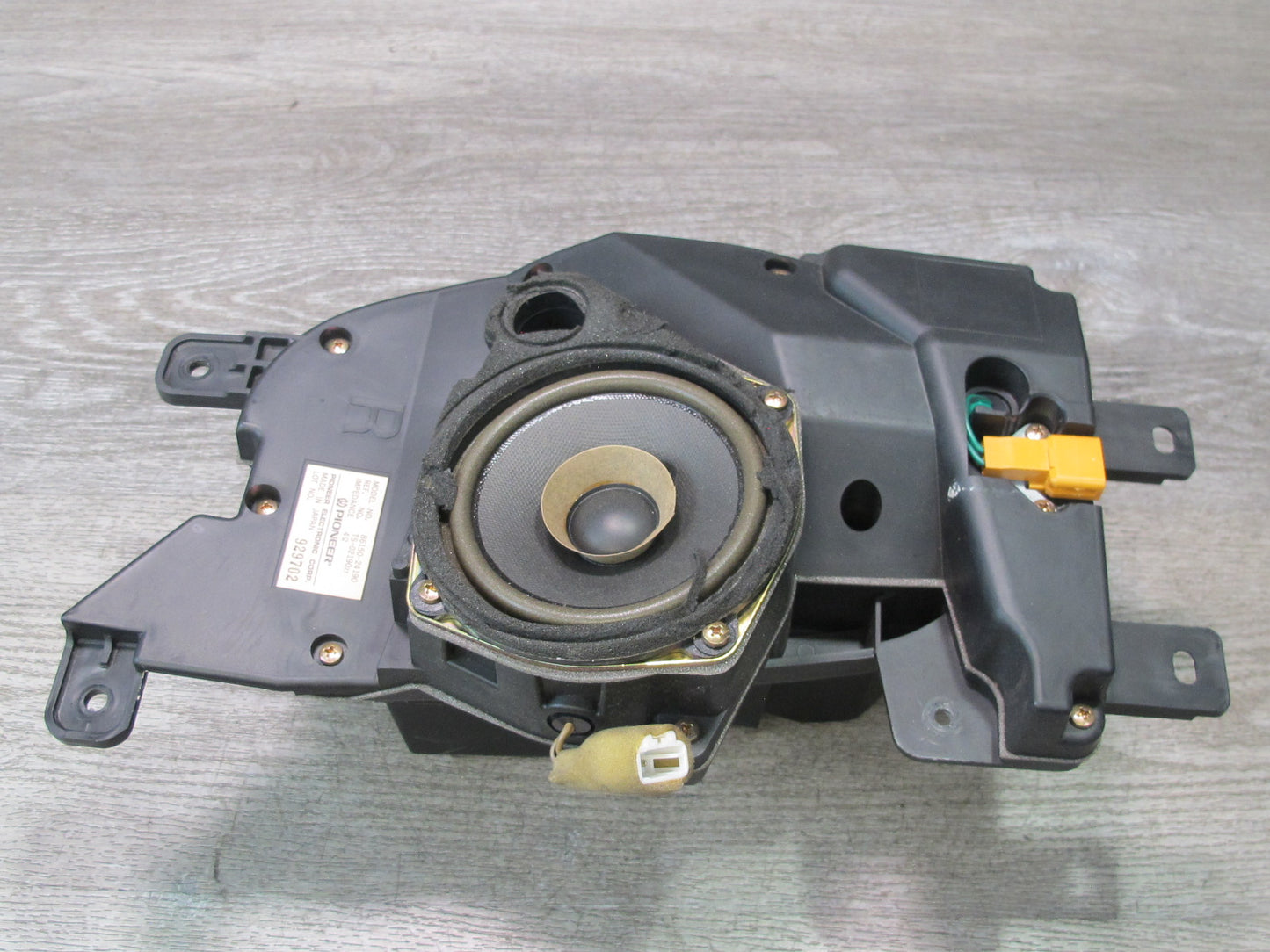 92-00 Lexus UZZ30L SC300 SC400 Set of 2 Front Door Speaker Pioneer OEM