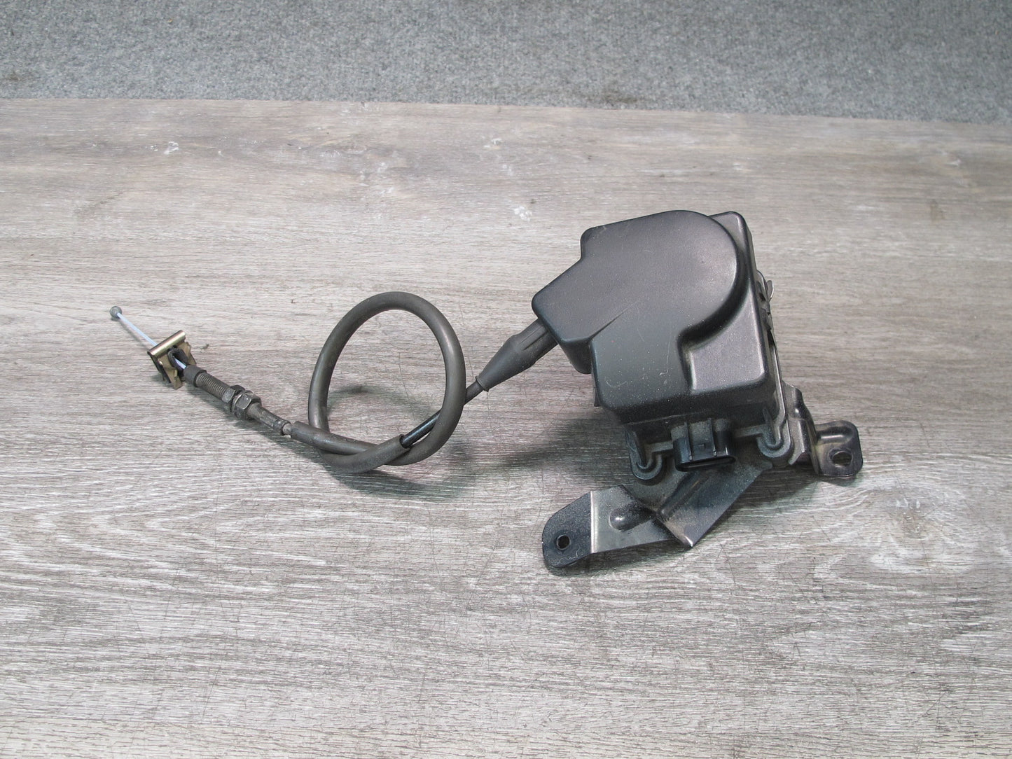 97-98 Lexus UZZ30L SC400 Cruise Control Actuator Motor 88002-24070 OEM