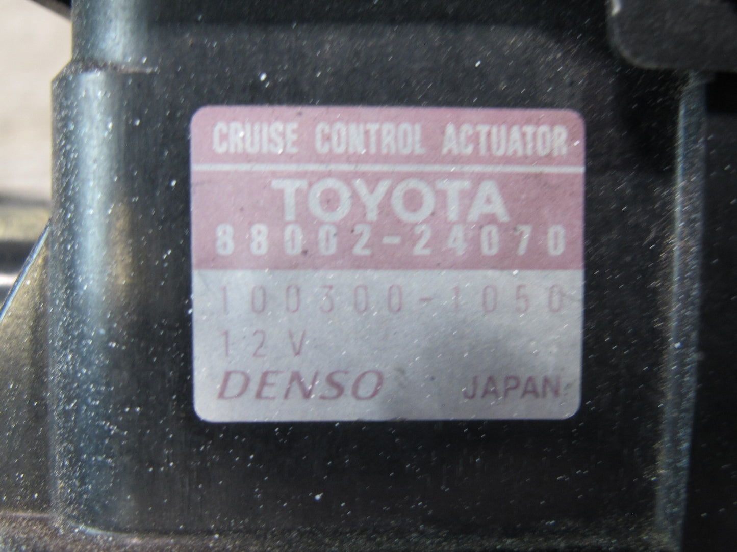 97-98 Lexus UZZ30L SC400 Cruise Control Actuator Motor 88002-24070 OEM