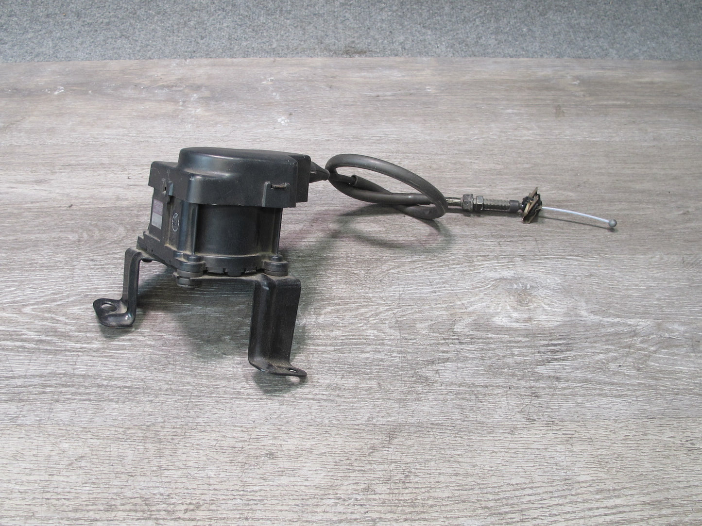 97-98 Lexus UZZ30L SC400 Cruise Control Actuator Motor 88002-24070 OEM