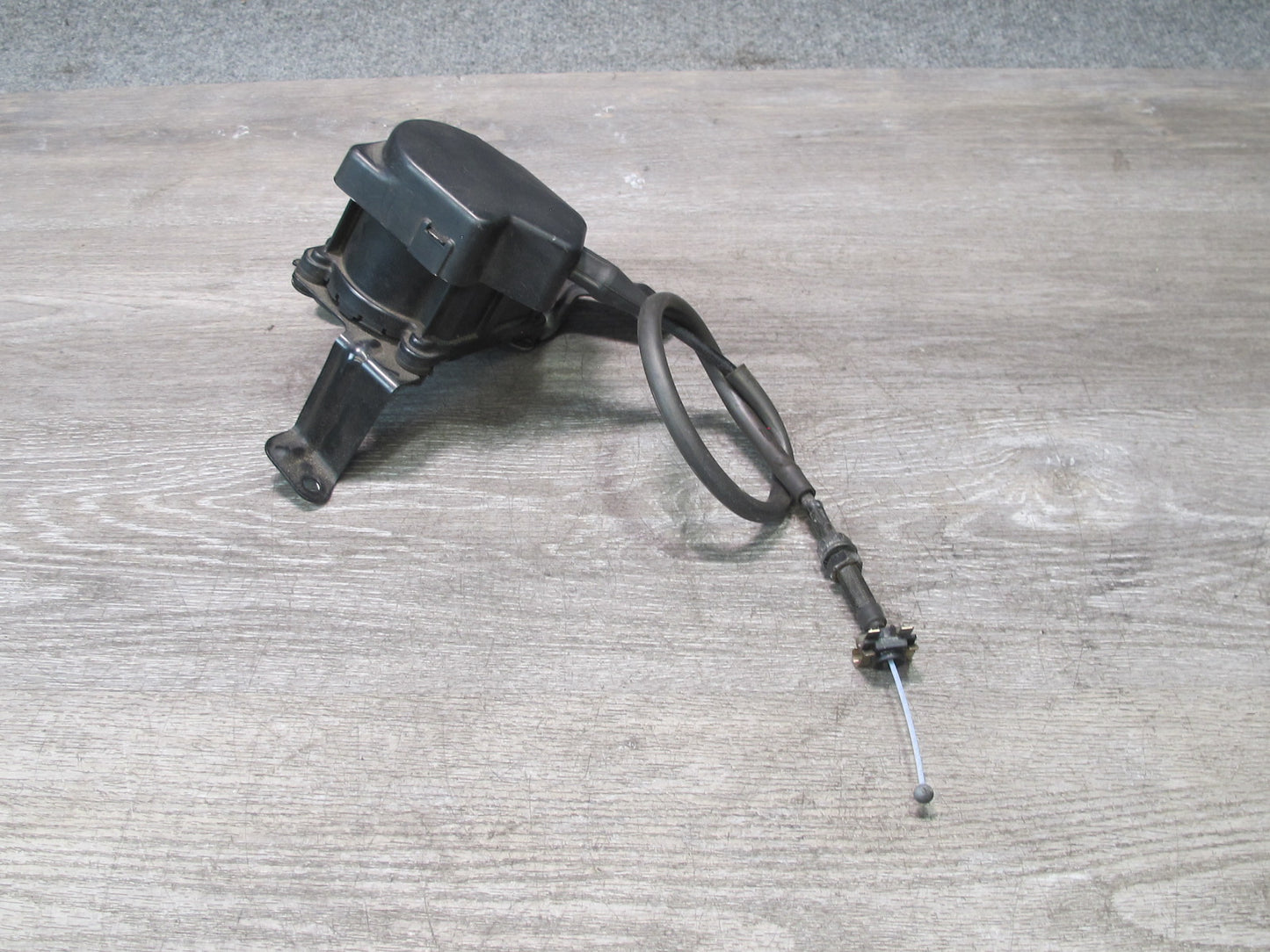 97-98 Lexus UZZ30L SC400 Cruise Control Actuator Motor 88002-24070 OEM