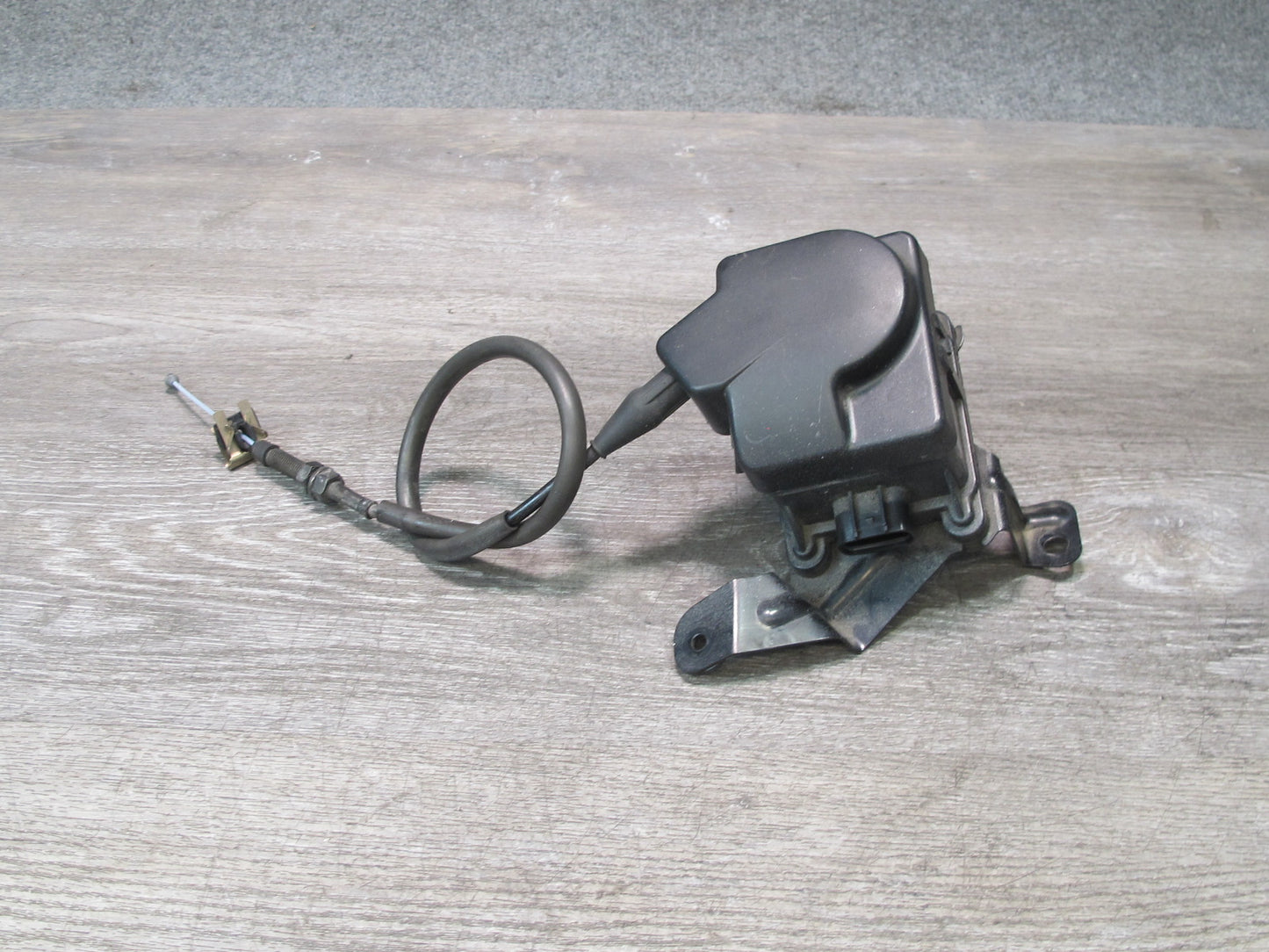 97-98 Lexus UZZ30L SC400 Cruise Control Actuator Motor 88002-24070 OEM