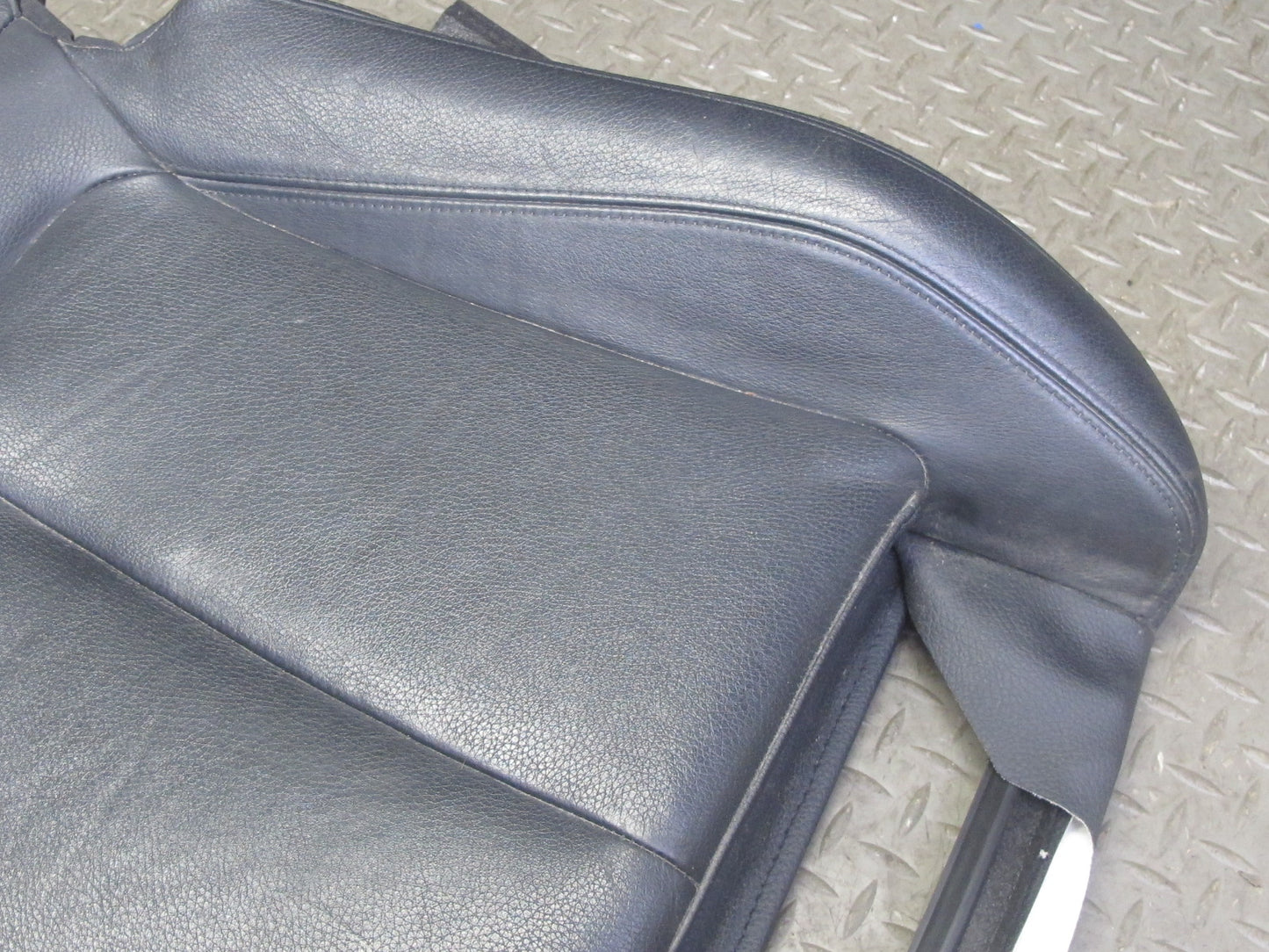 12-18 BMW F30 F31 F34 335i Front Left Sport Seat Lower Leather Cushion Black OEM