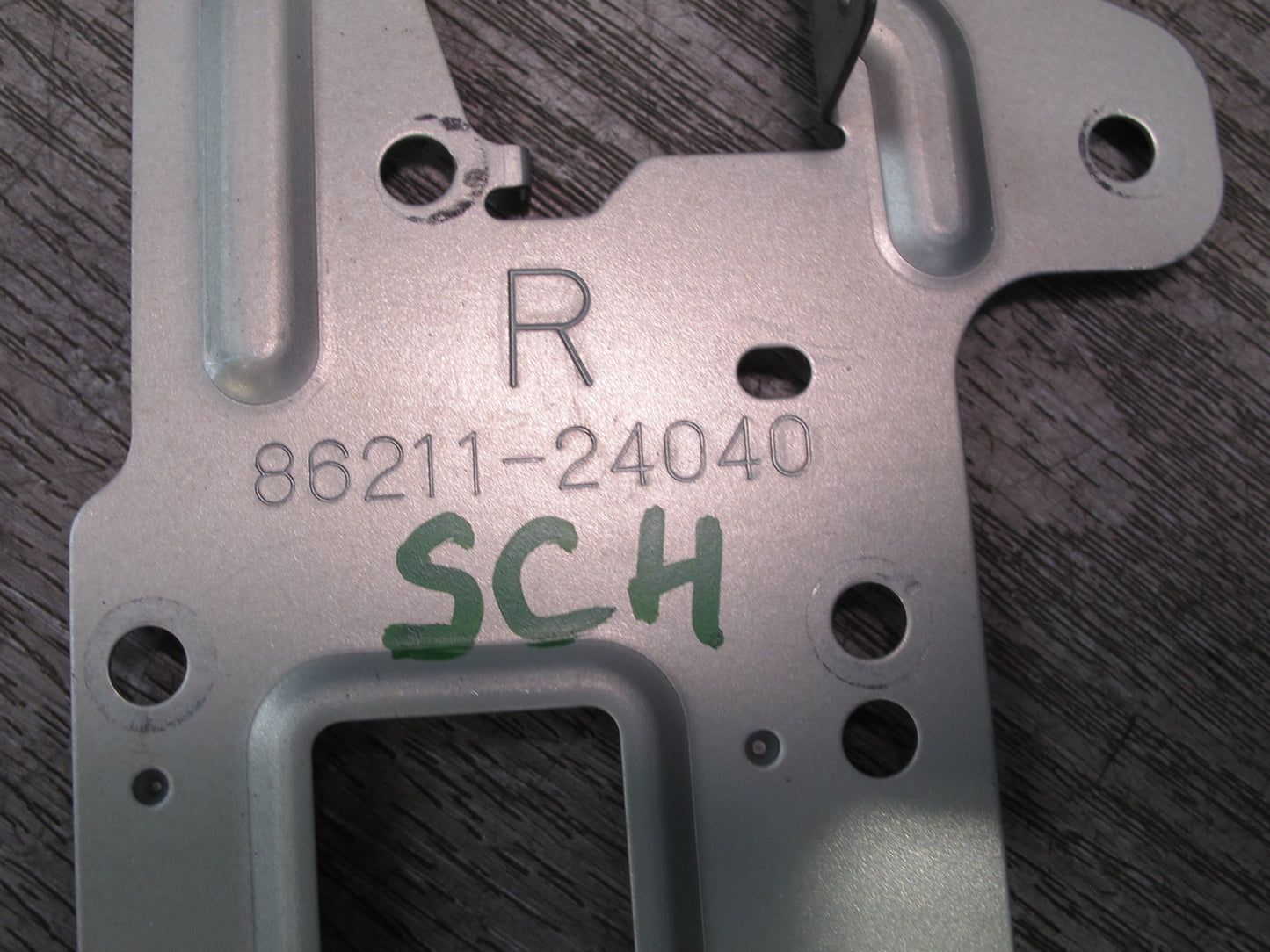 92-00 Lexus UZZ30L SC300 SC400 Dash Radio Left & Right Mount Bracket Set OEM