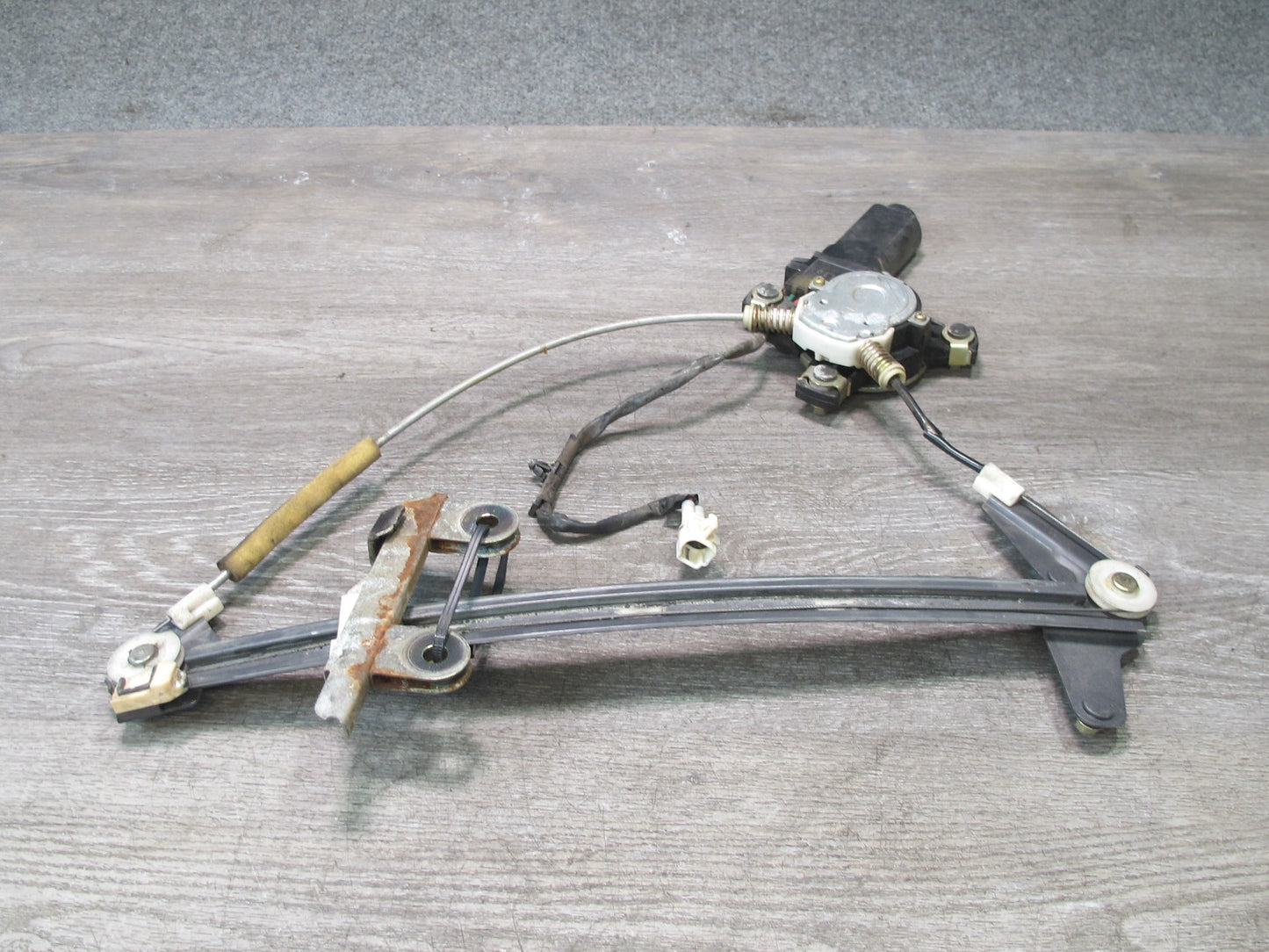 95-00 Lexus UZZ30L SC300 SC400 Left Driver Door Window Regulator w Motor OEM