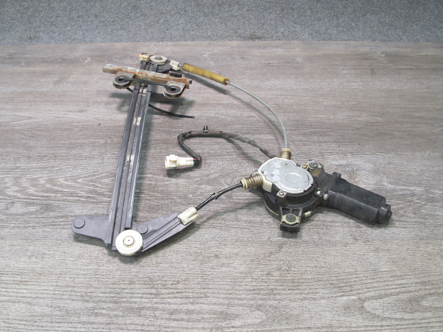 95-00 Lexus UZZ30L SC300 SC400 Left Driver Door Window Regulator w Motor OEM
