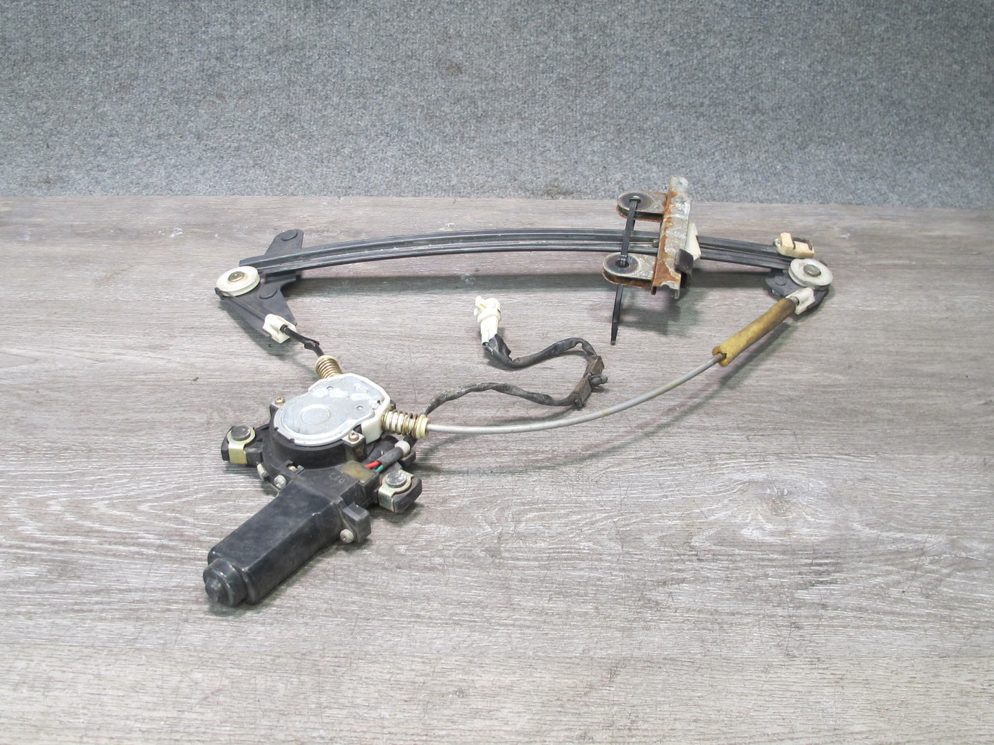 95-00 Lexus UZZ30L SC300 SC400 Left Driver Door Window Regulator w Motor OEM