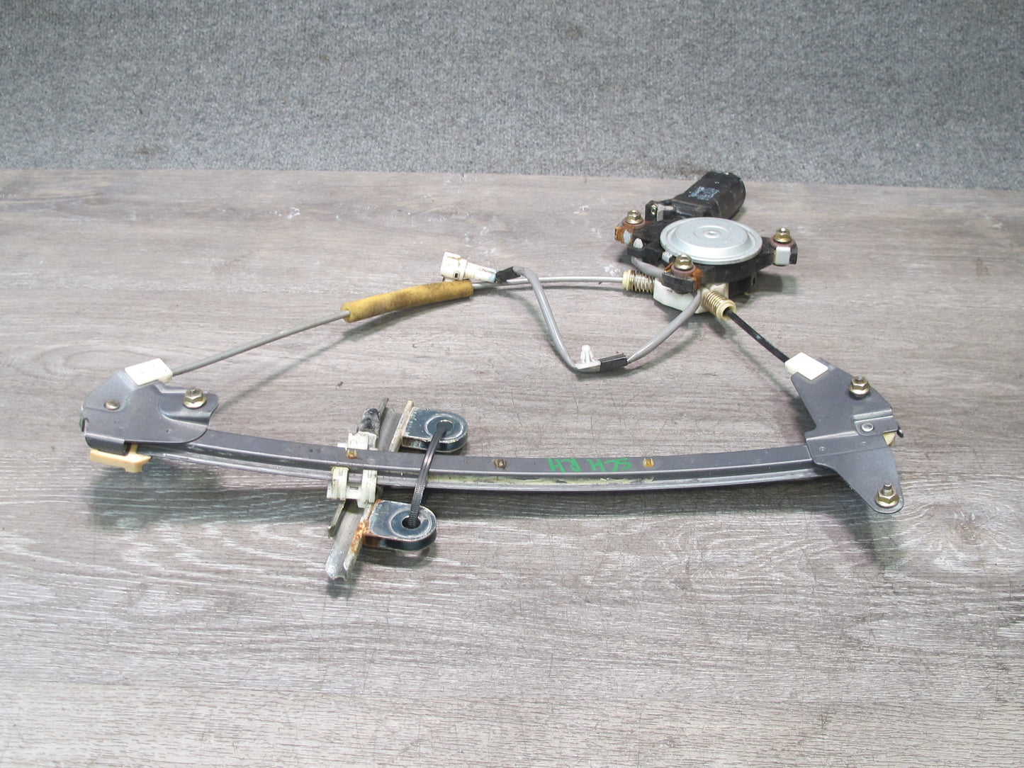 95-00 Lexus UZZ30L SC300 SC400 Right Passenger Door Window Regulator w Motor OEM