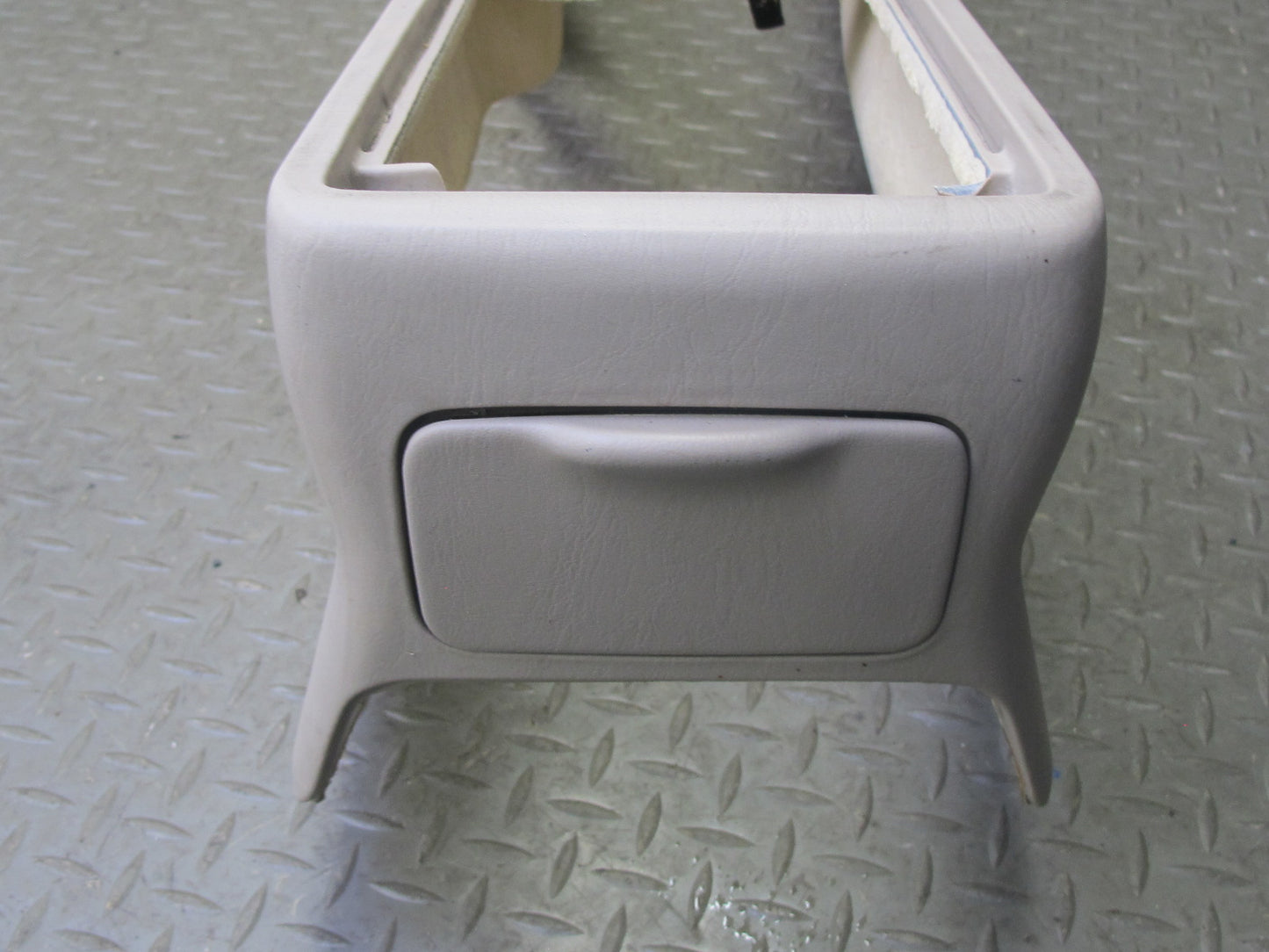 95-00 Lexus UZZ30L SC300 SC400 Center Console Trim Cover Panel Ivory OEM