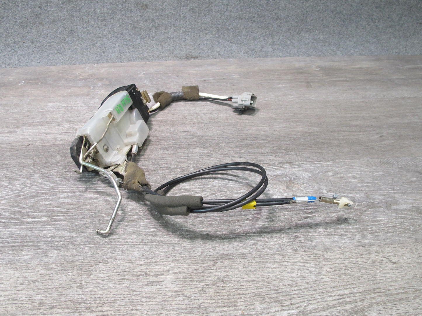 92-00 Lexus UZZ30L SC300 SC400 Left Driver Door Lock Latch Actuator OEM
