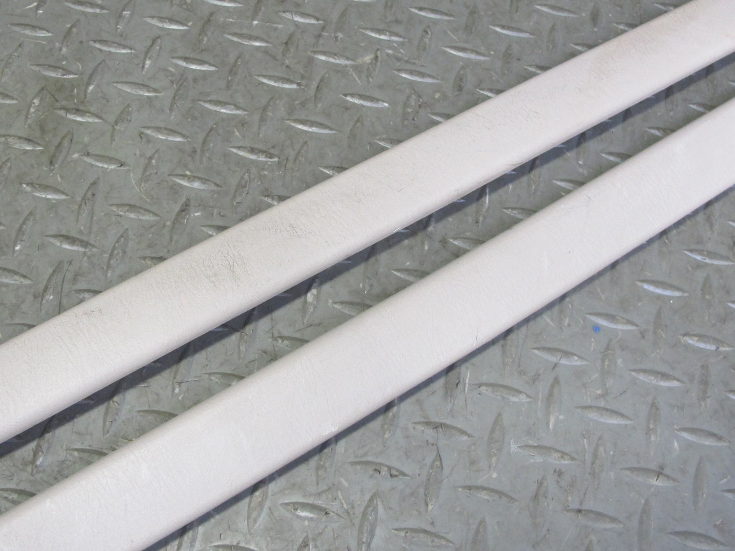94-00 Lexus UZZ30L SC300 SC400 Door Scuff Step Sill Plate Trim Set Ivory OEM